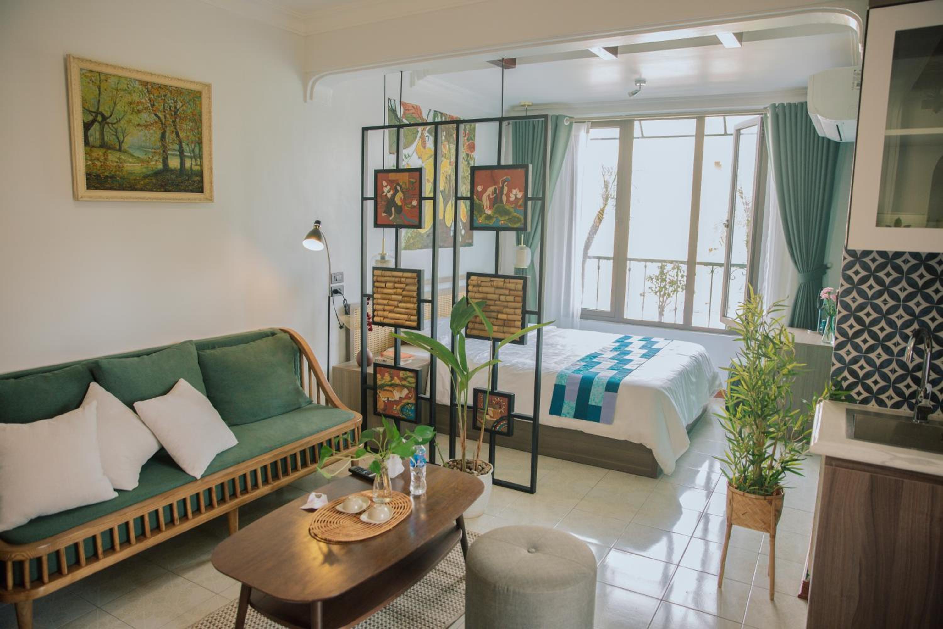 ZeitHome 304 Old Quarter Luxury Apartment