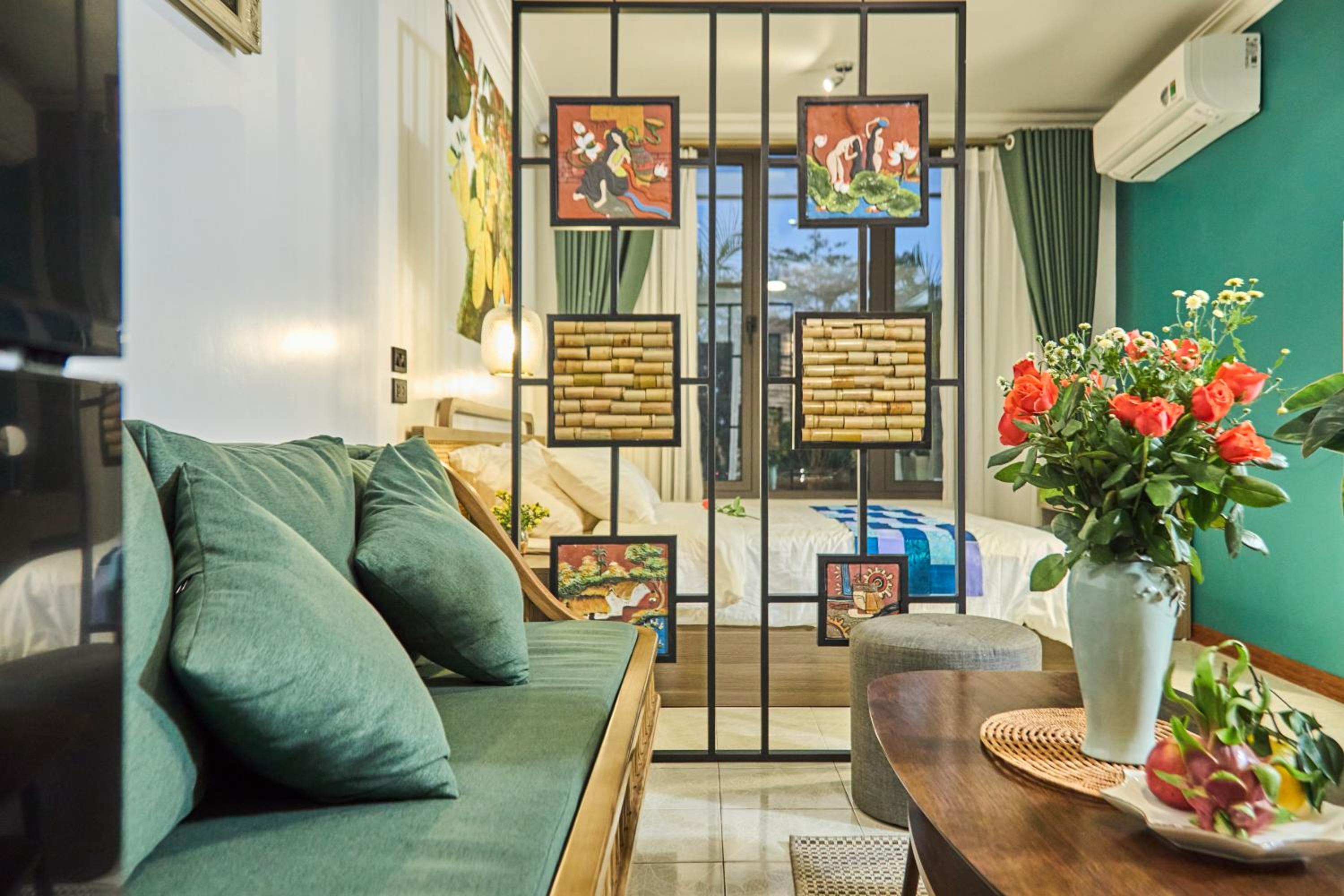 ZeitHome 304 Old Quarter Luxury Apartment