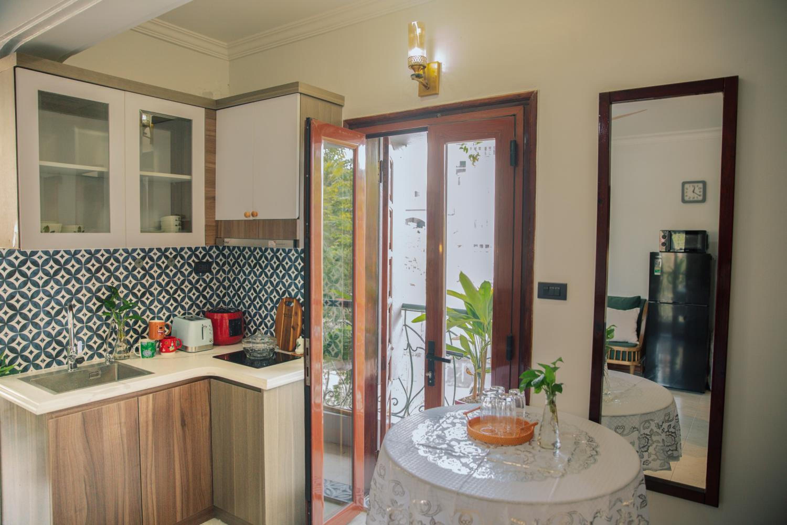 ZeitHome 304 Old Quarter Luxury Apartment
