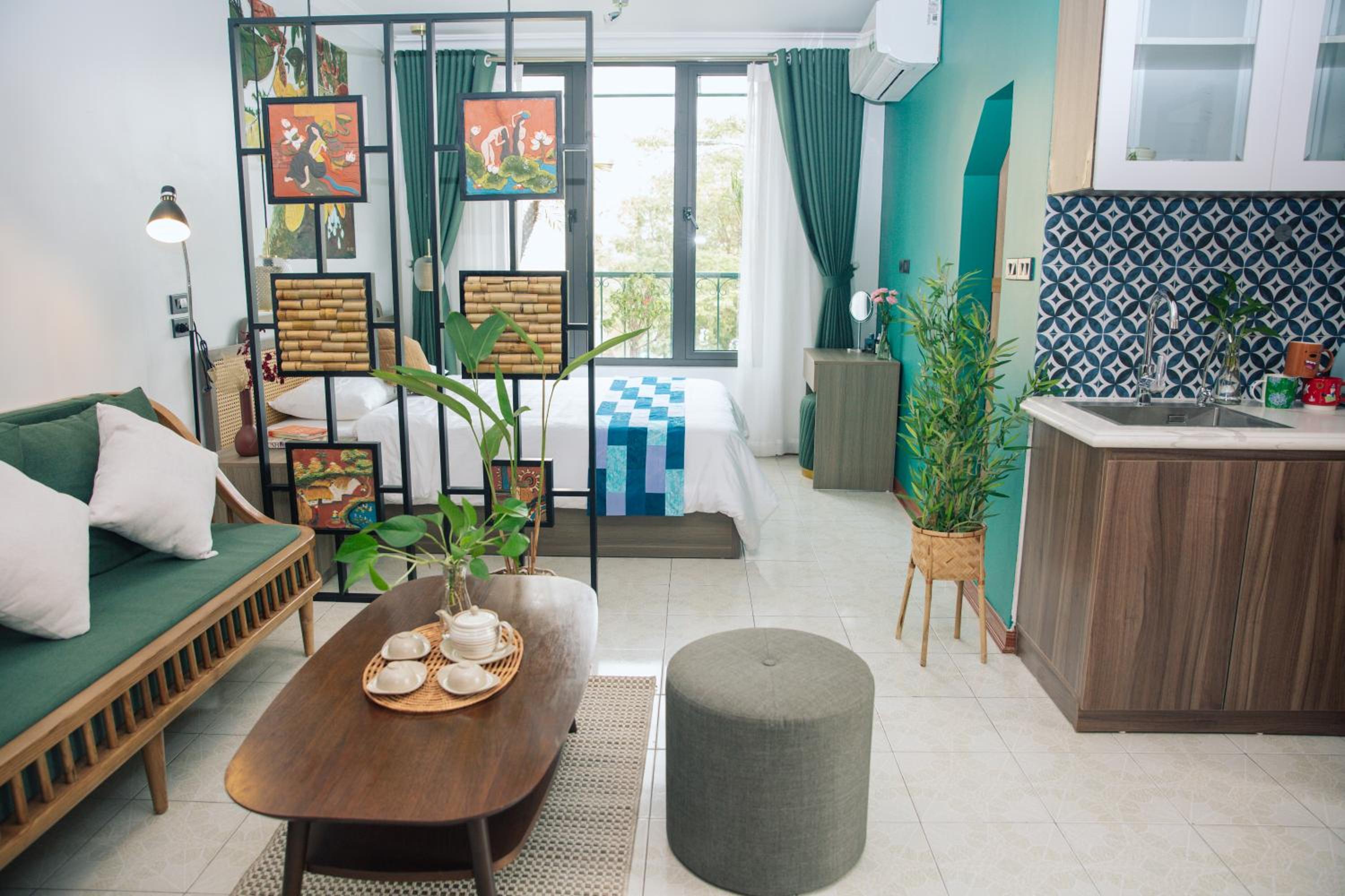 ZeitHome 304 Old Quarter Luxury Apartment