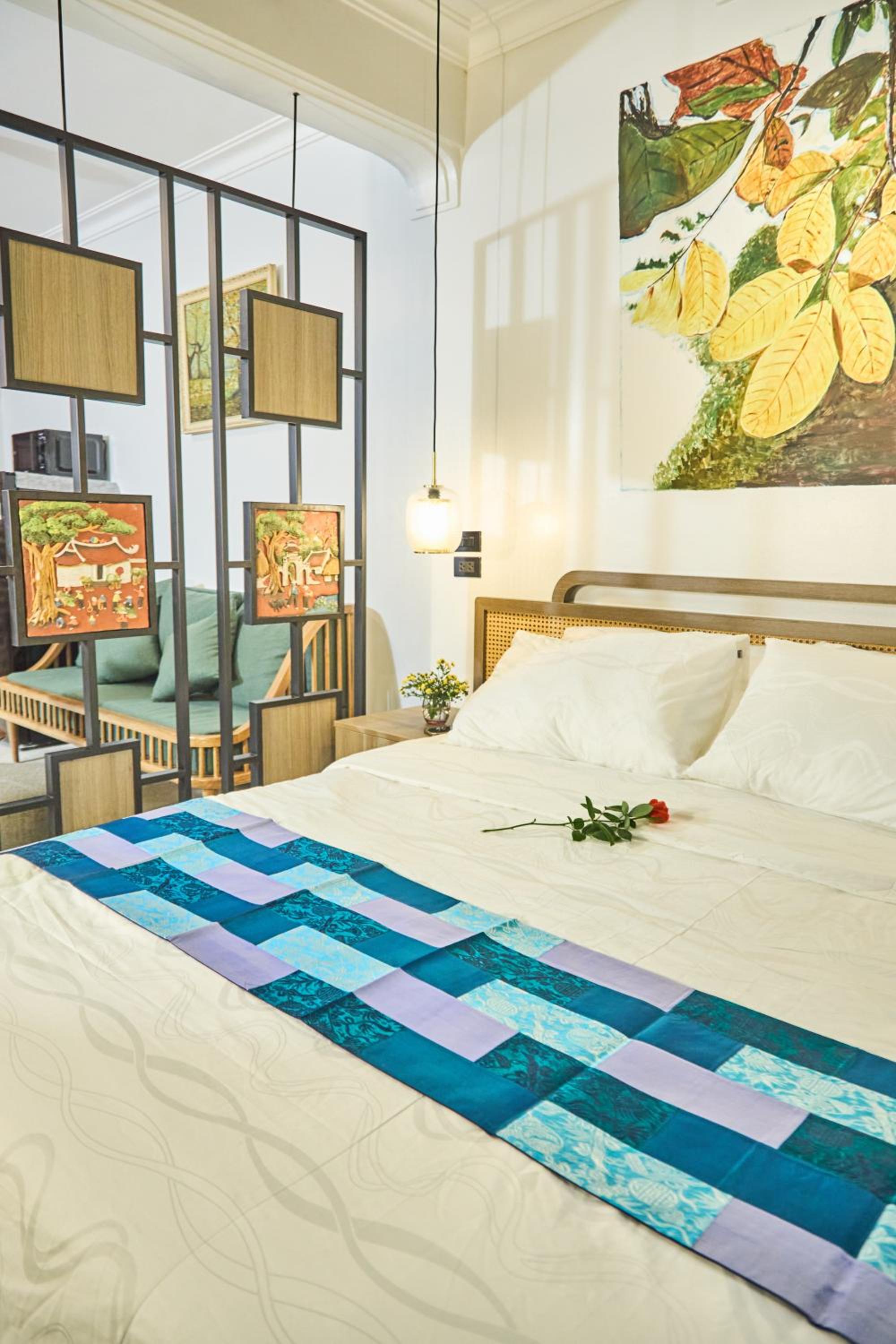 ZeitHome 304 Old Quarter Luxury Apartment