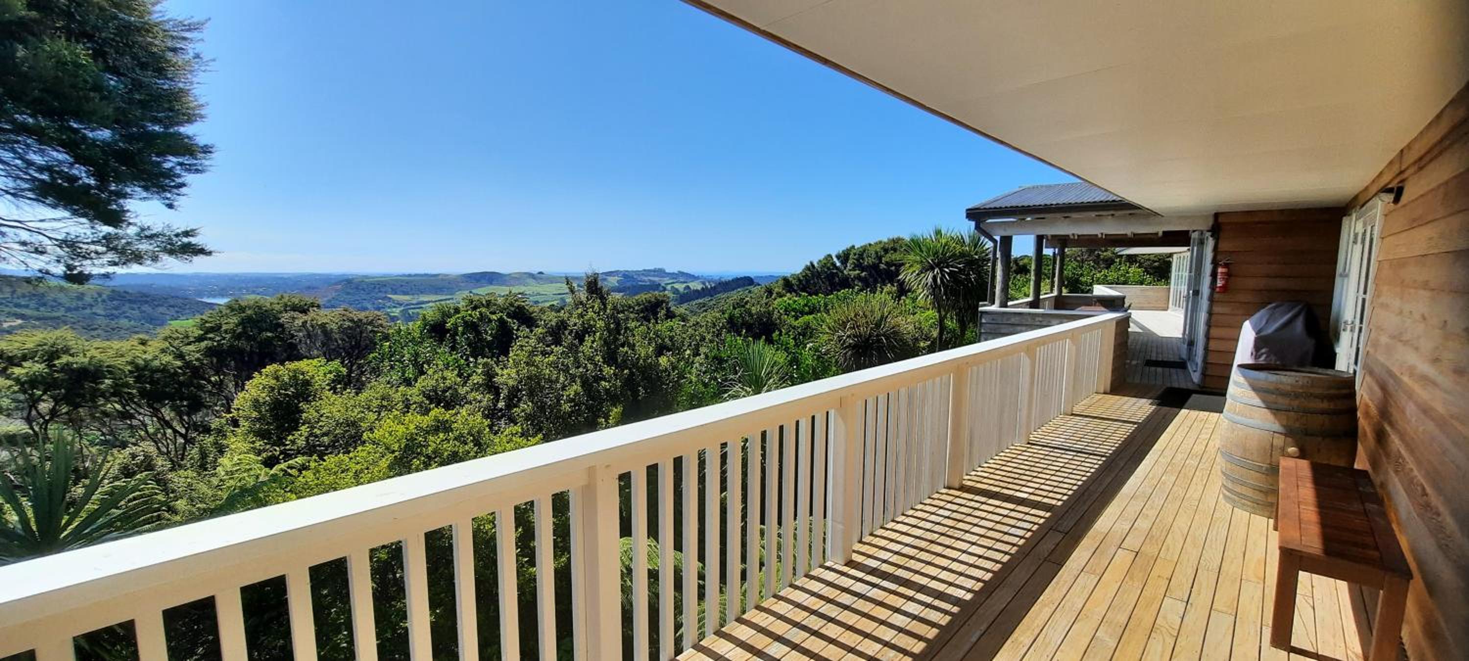The Waiheke Lodge view 3