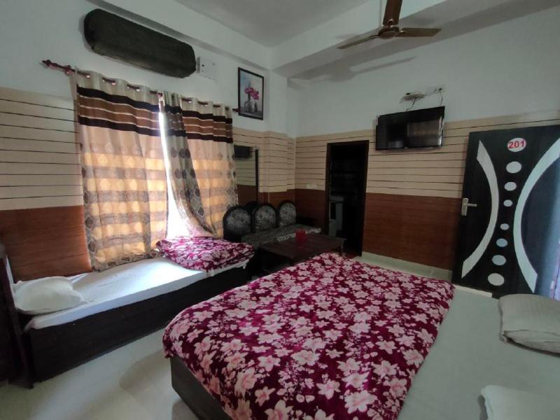 ARJUN GUEST HOUSE view 2