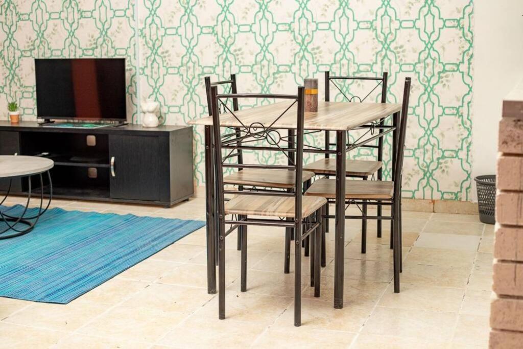 Laha Apartment 3