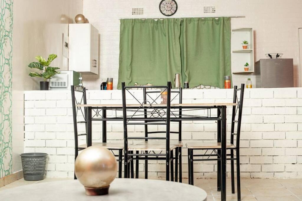 Laha Apartment 3