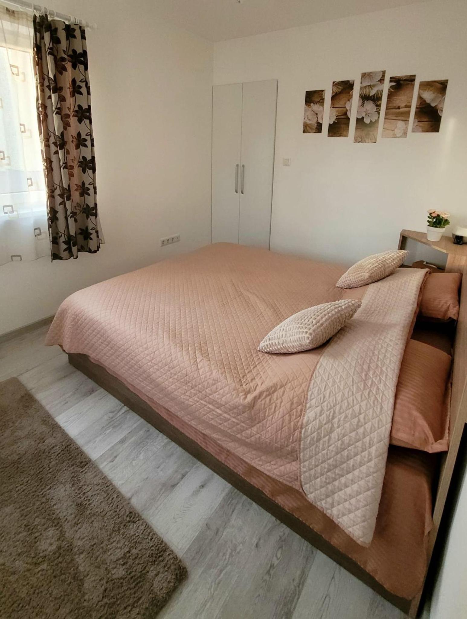Fortuna Park Apartman view 3