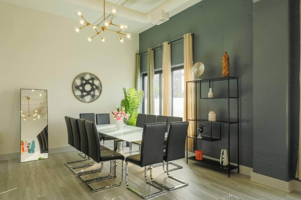 meeting & event spaces