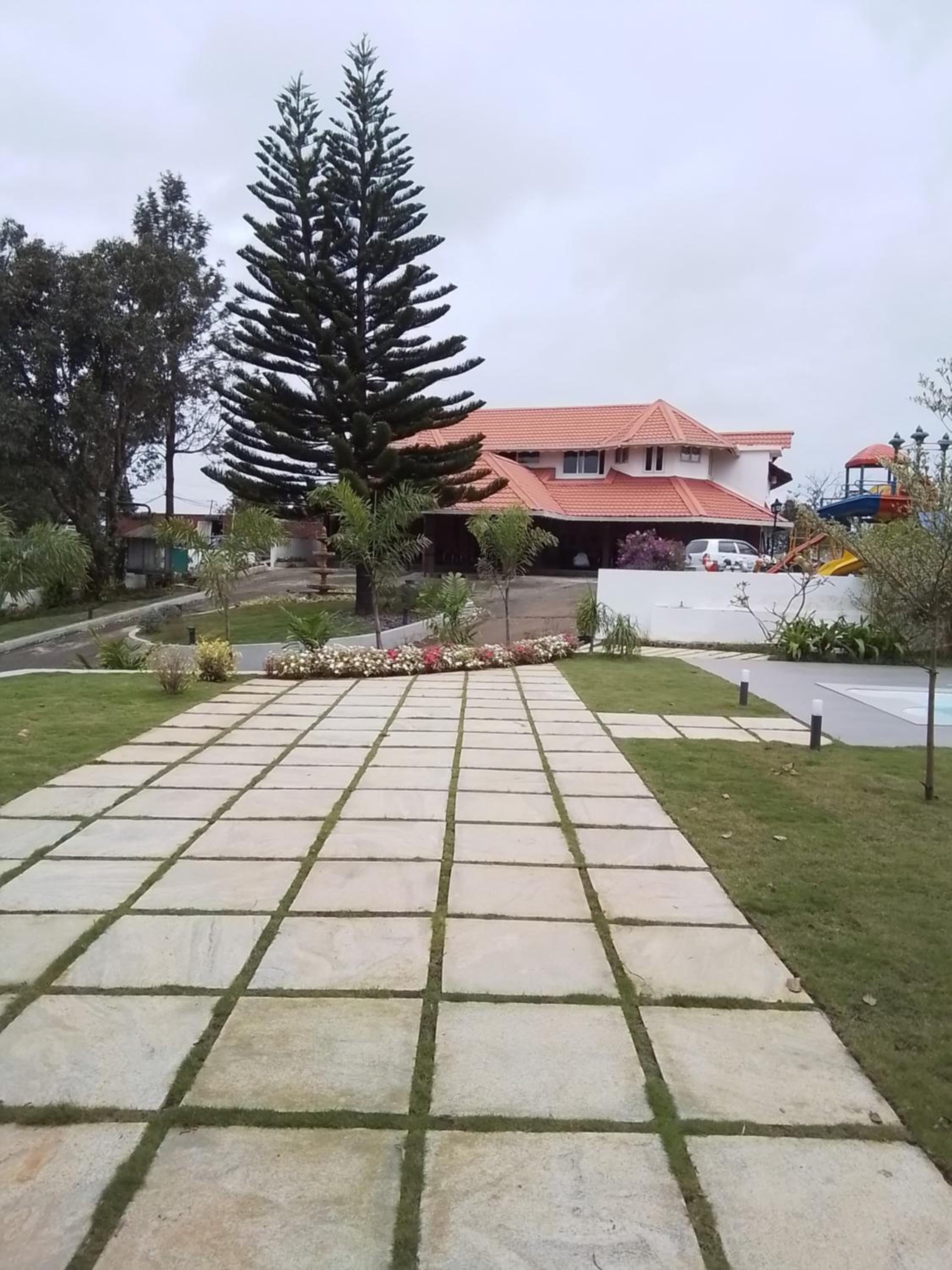 HILLOCK BUNGALOW KUTTIKKANAM