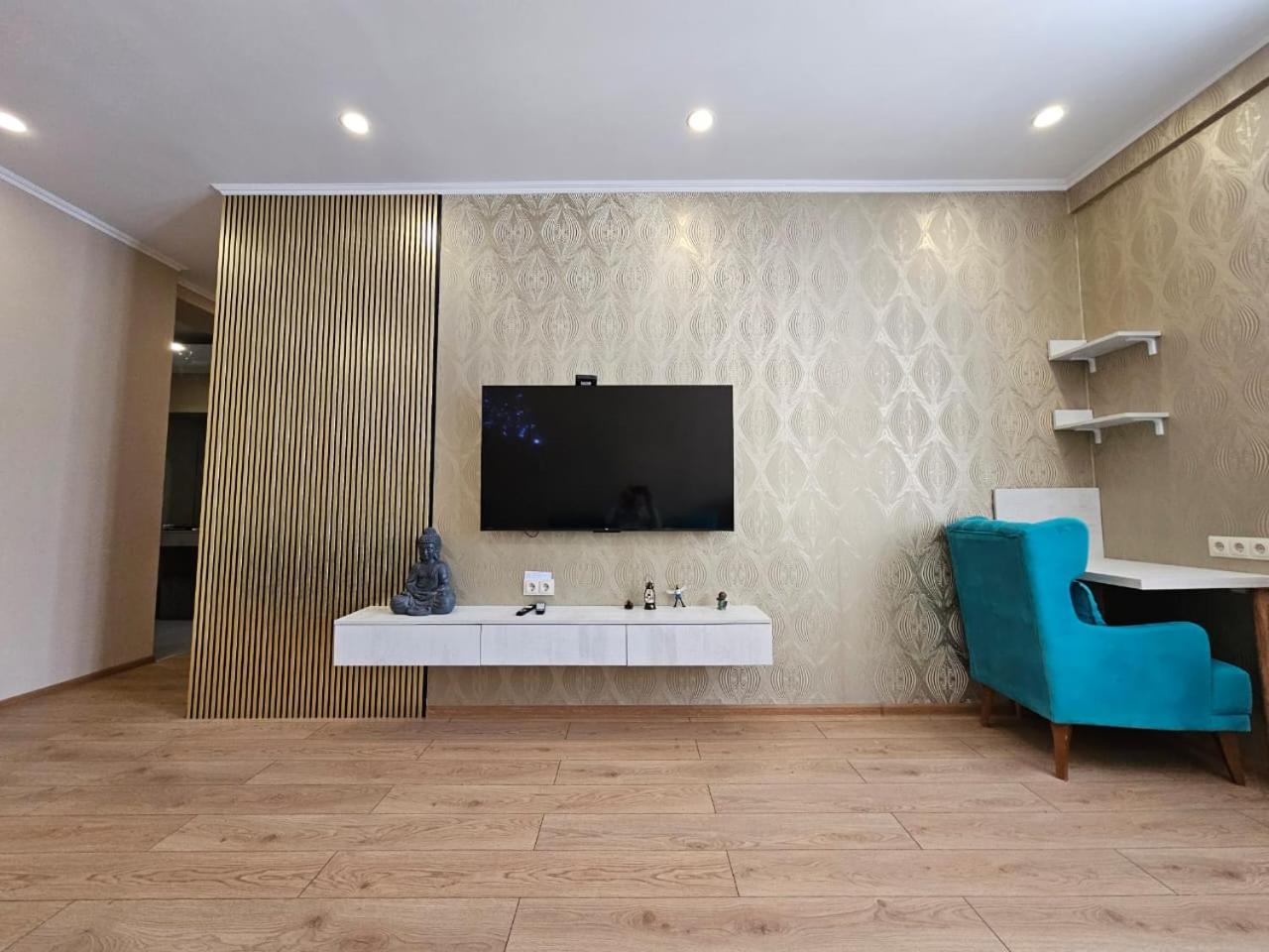 TWO-ROOM APARTMENTS in BAKURIANI