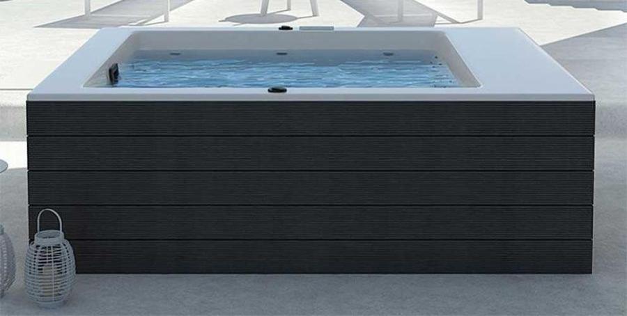 Jacuzzi