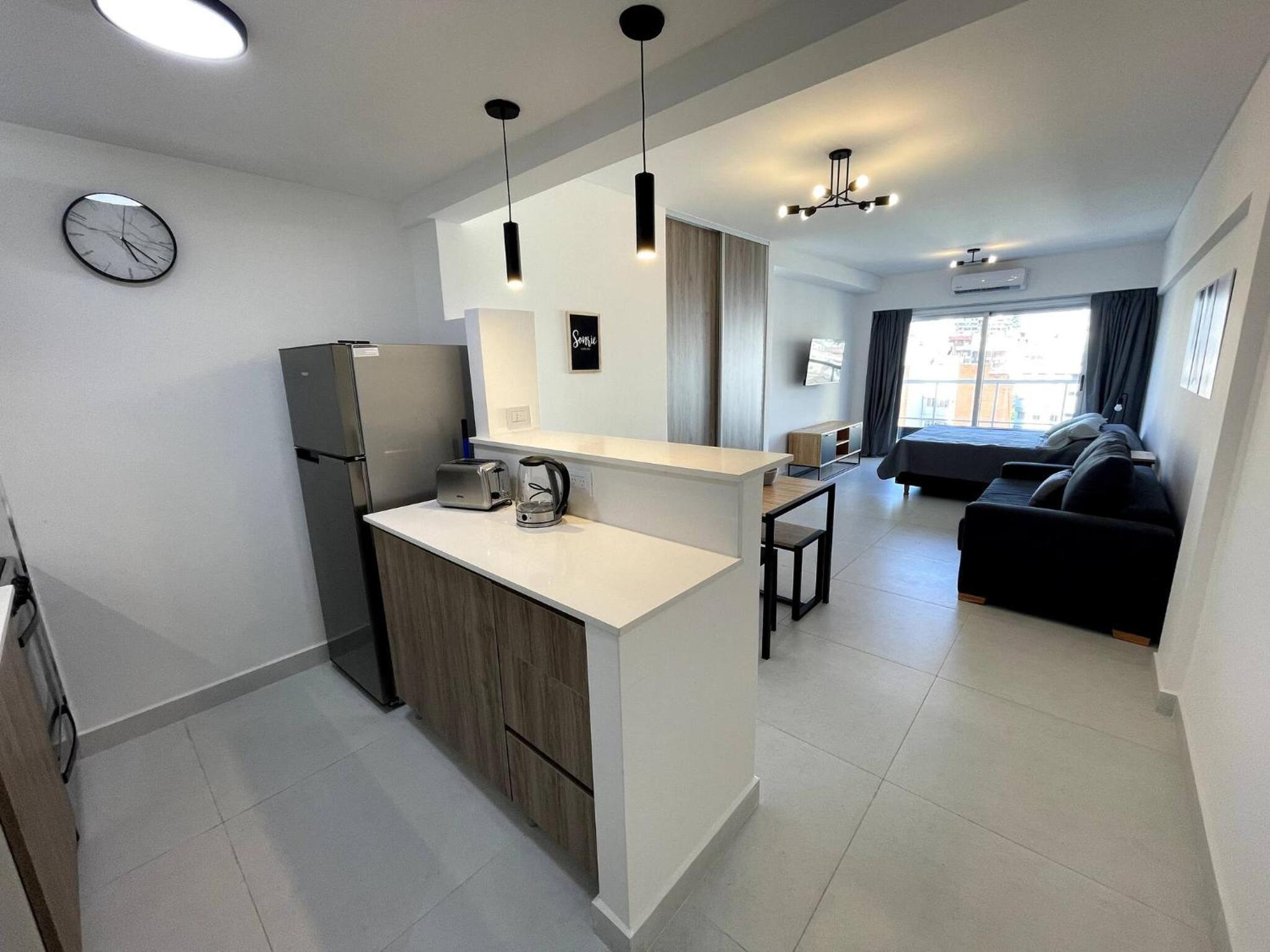 Luxury Temporary Rental with Pool in Caballito num2202