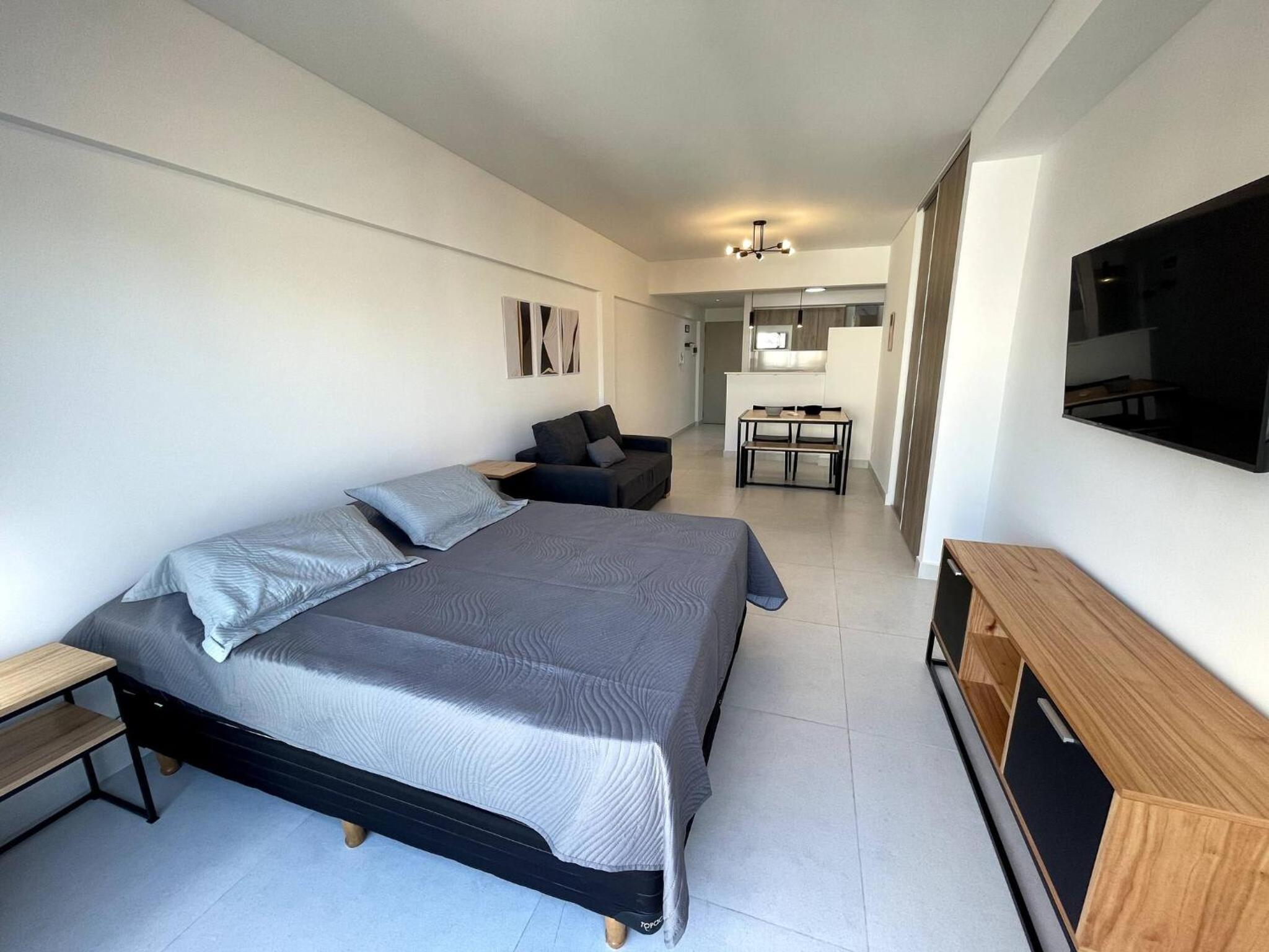 Luxury Temporary Rental with Pool in Caballito num2202