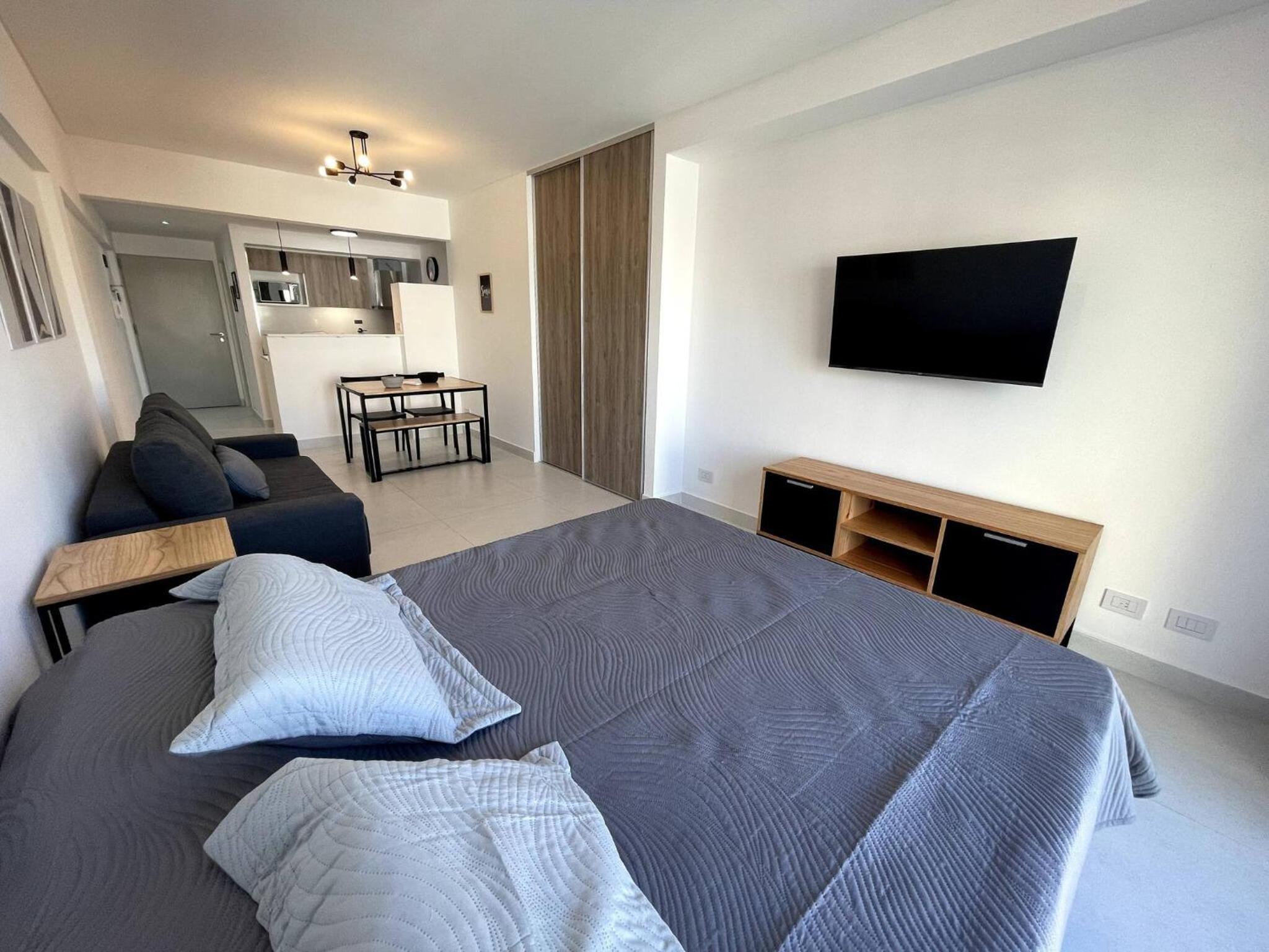 Luxury Temporary Rental with Pool in Caballito num2202