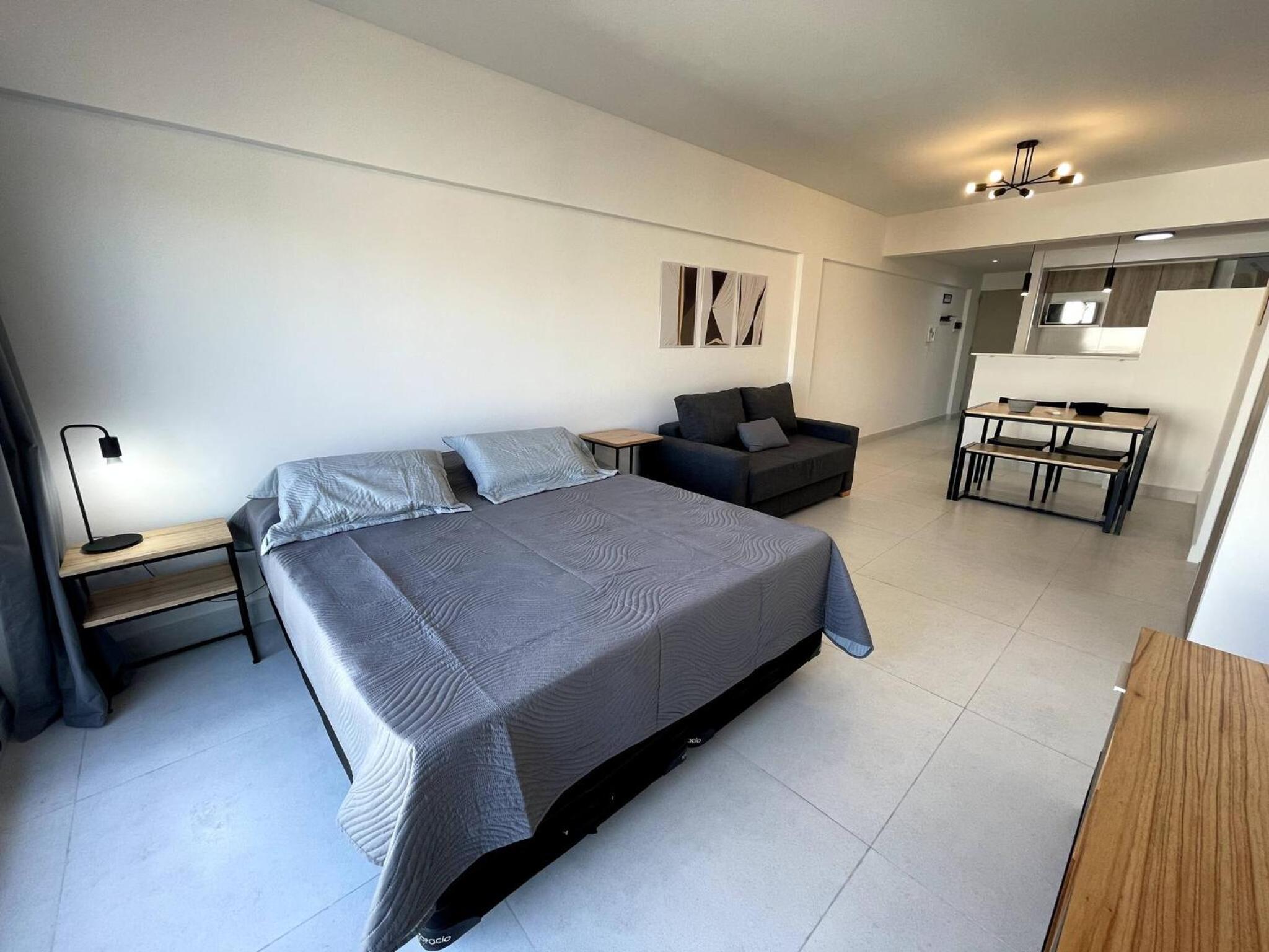 Luxury Temporary Rental with Pool in Caballito num2202