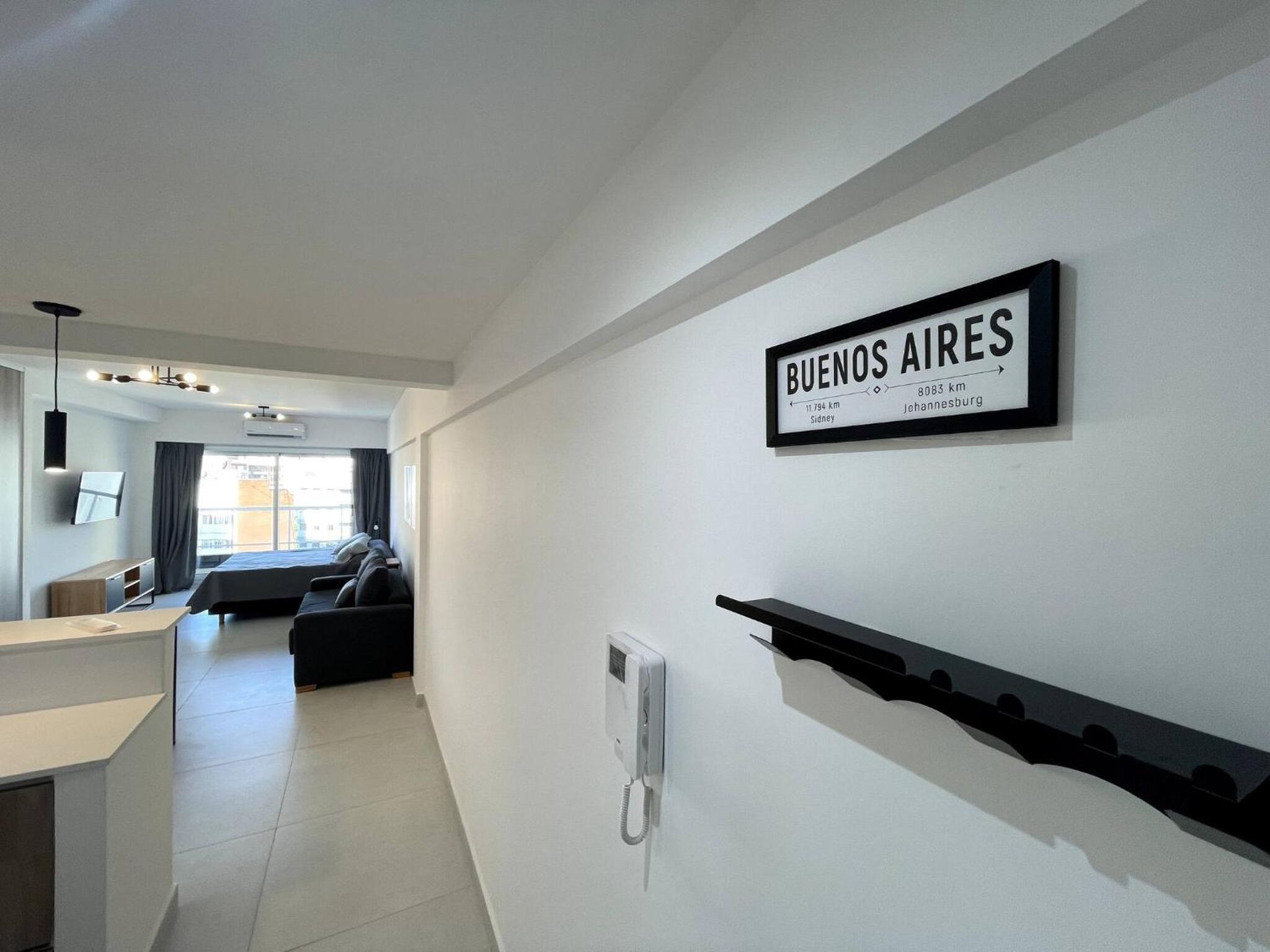 Luxury Temporary Rental with Pool in Caballito num2202