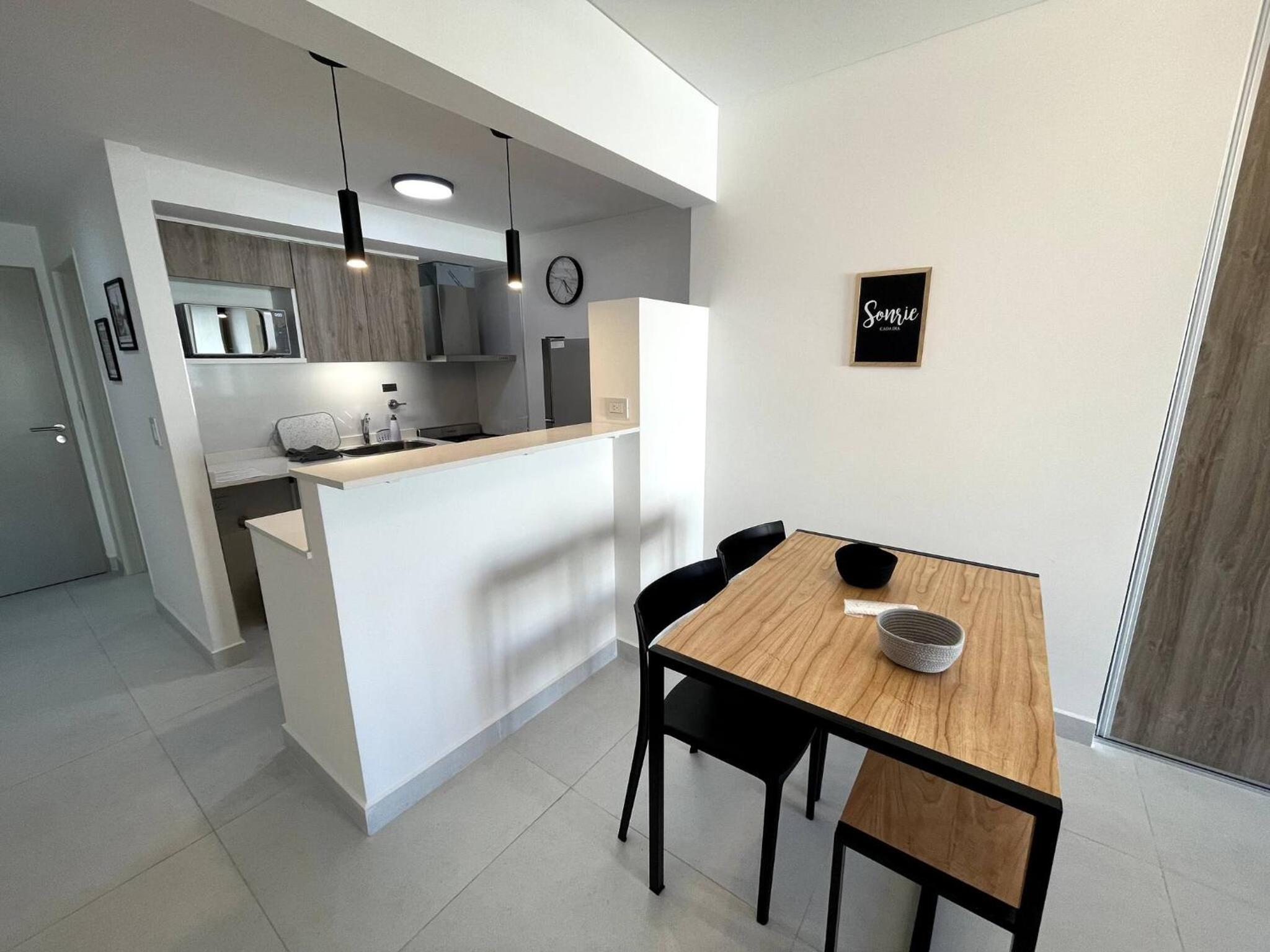 Luxury Temporary Rental with Pool in Caballito num2202