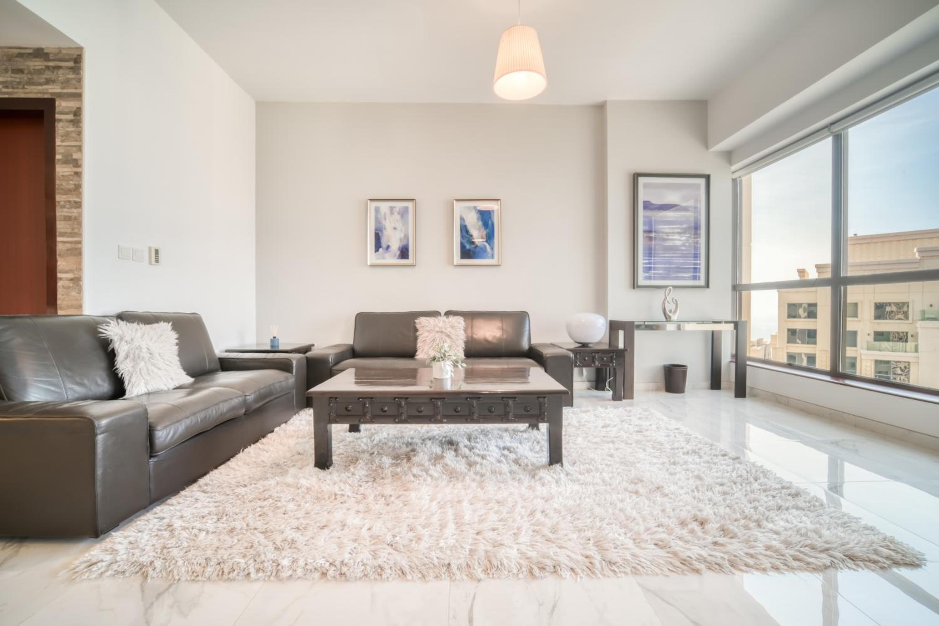 300m From The Beach - JBR Apartment with Sea & Dubai Eye Views