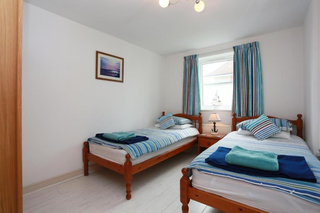 Bournecoast: Two bedroom flat with stunning panoramic views - FM2775 view 2