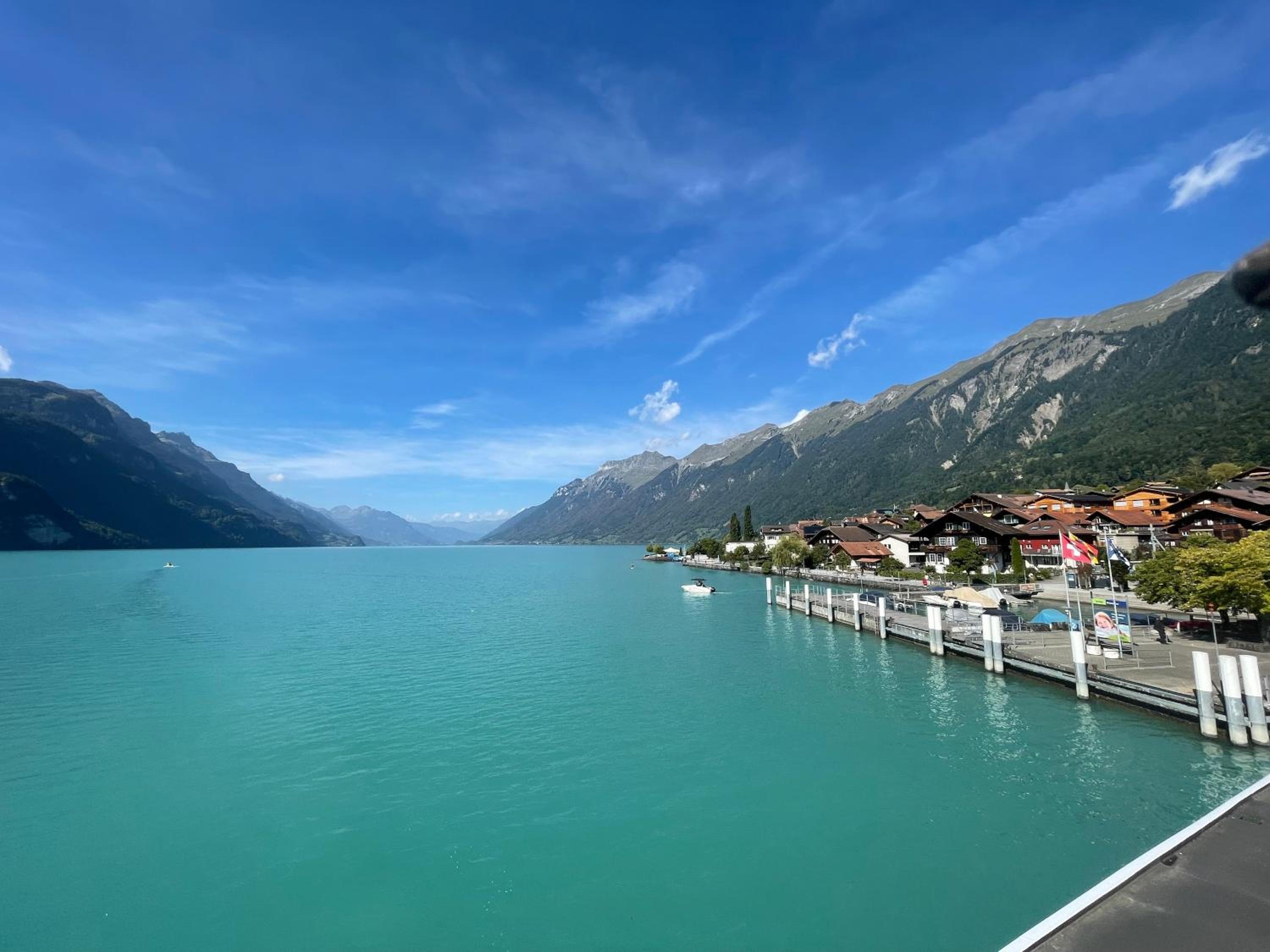 Al Porto Fantastic Lake & Mountain View Apartment