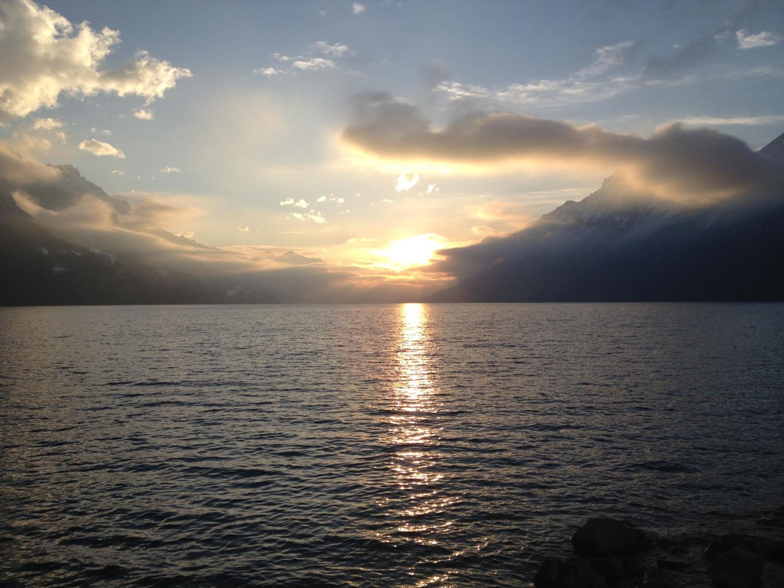 Al Porto Fantastic Lake & Mountain View Apartment