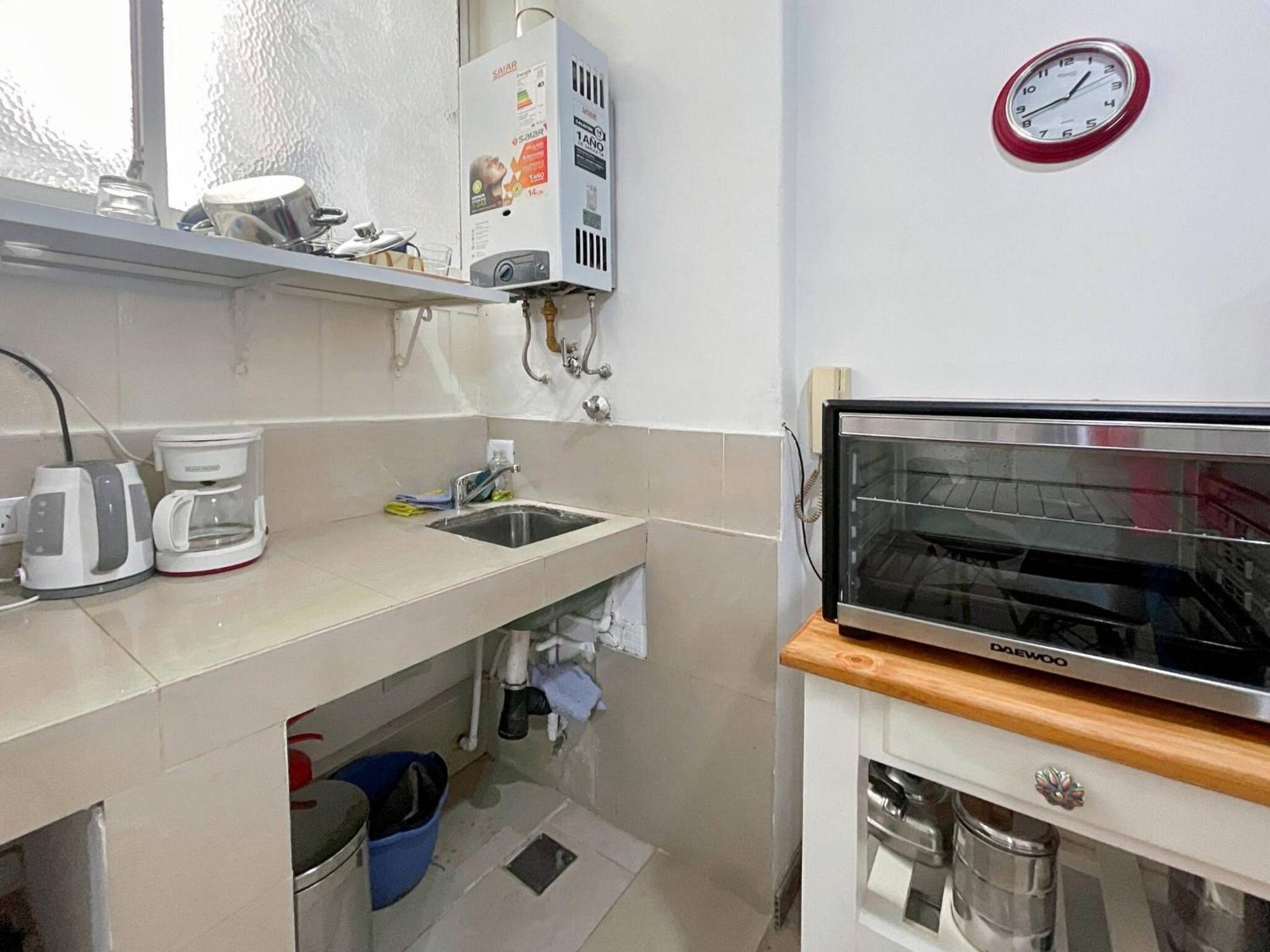 Centrally Located Apartment Near the Obelisco in Buenos Aires num7826