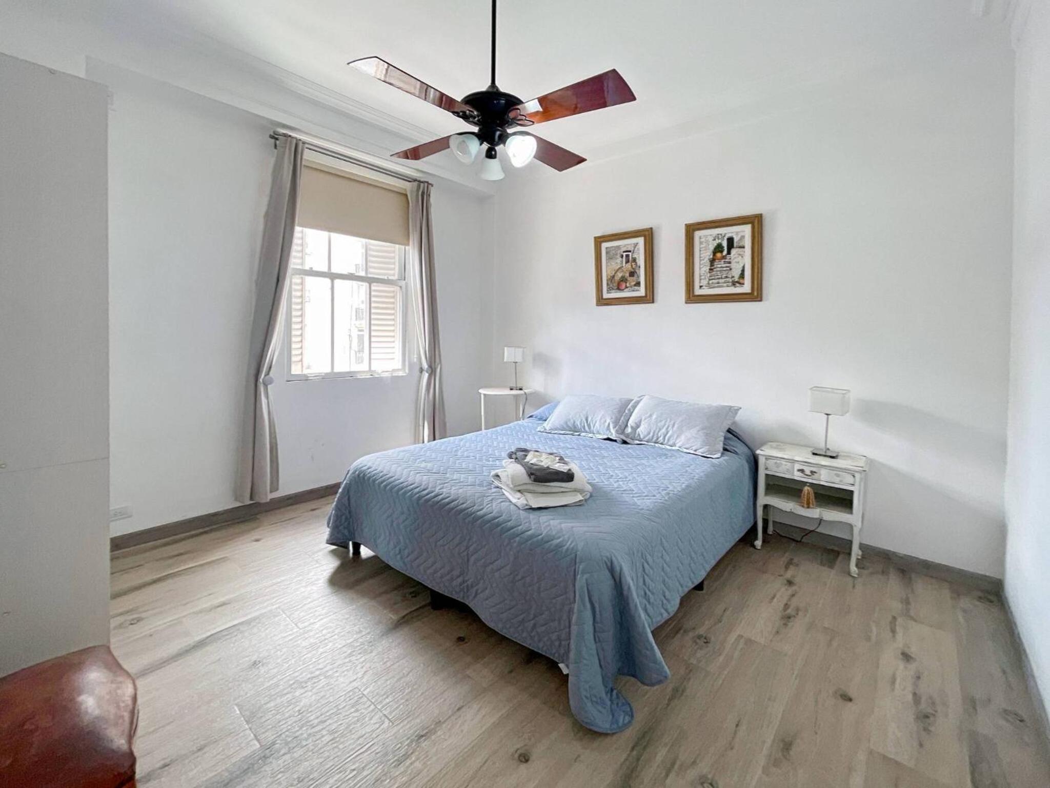 Centrally Located Apartment Near the Obelisco in Buenos Aires num7826
