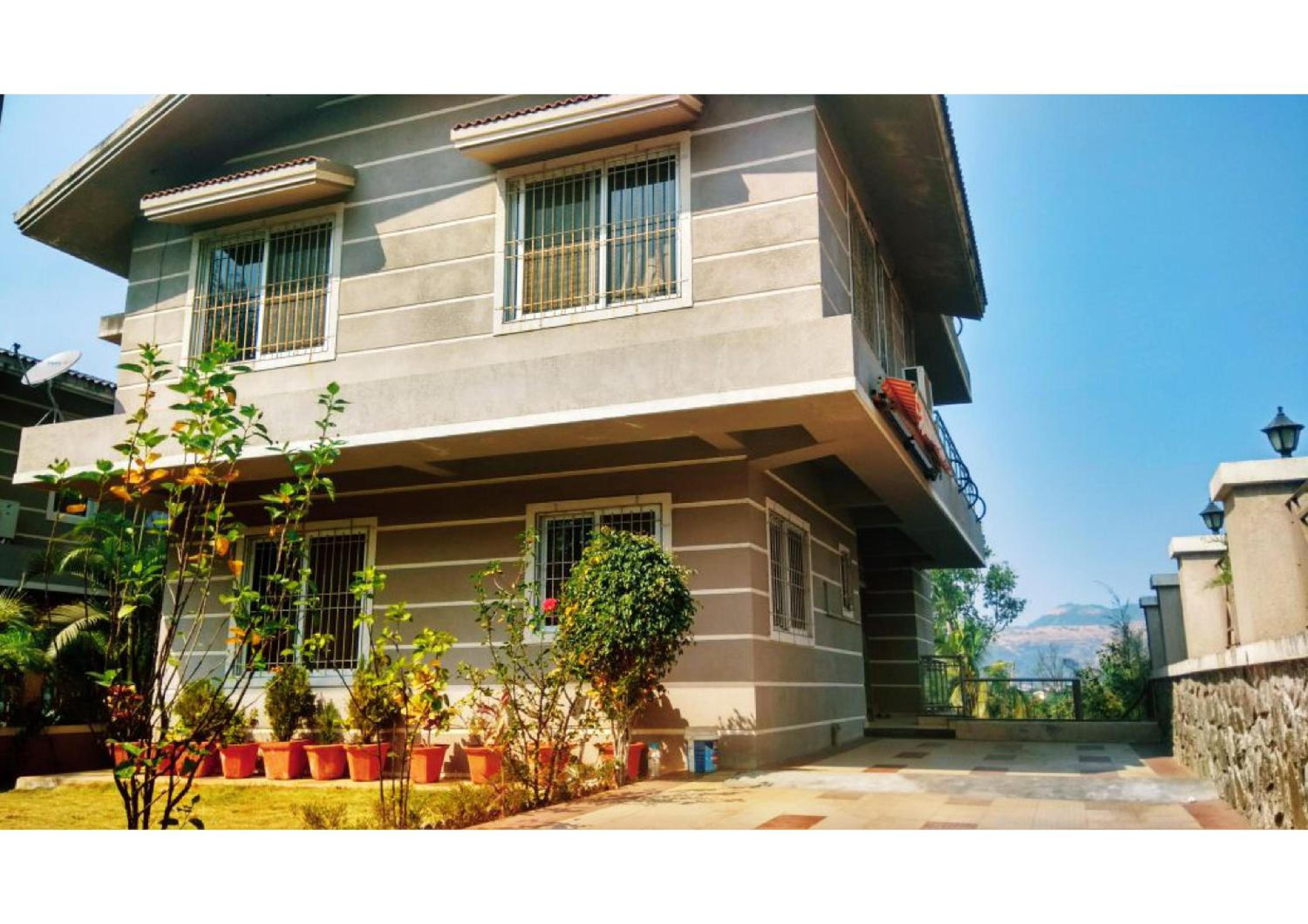 Blanco 4 bhk Pure Veg view 3