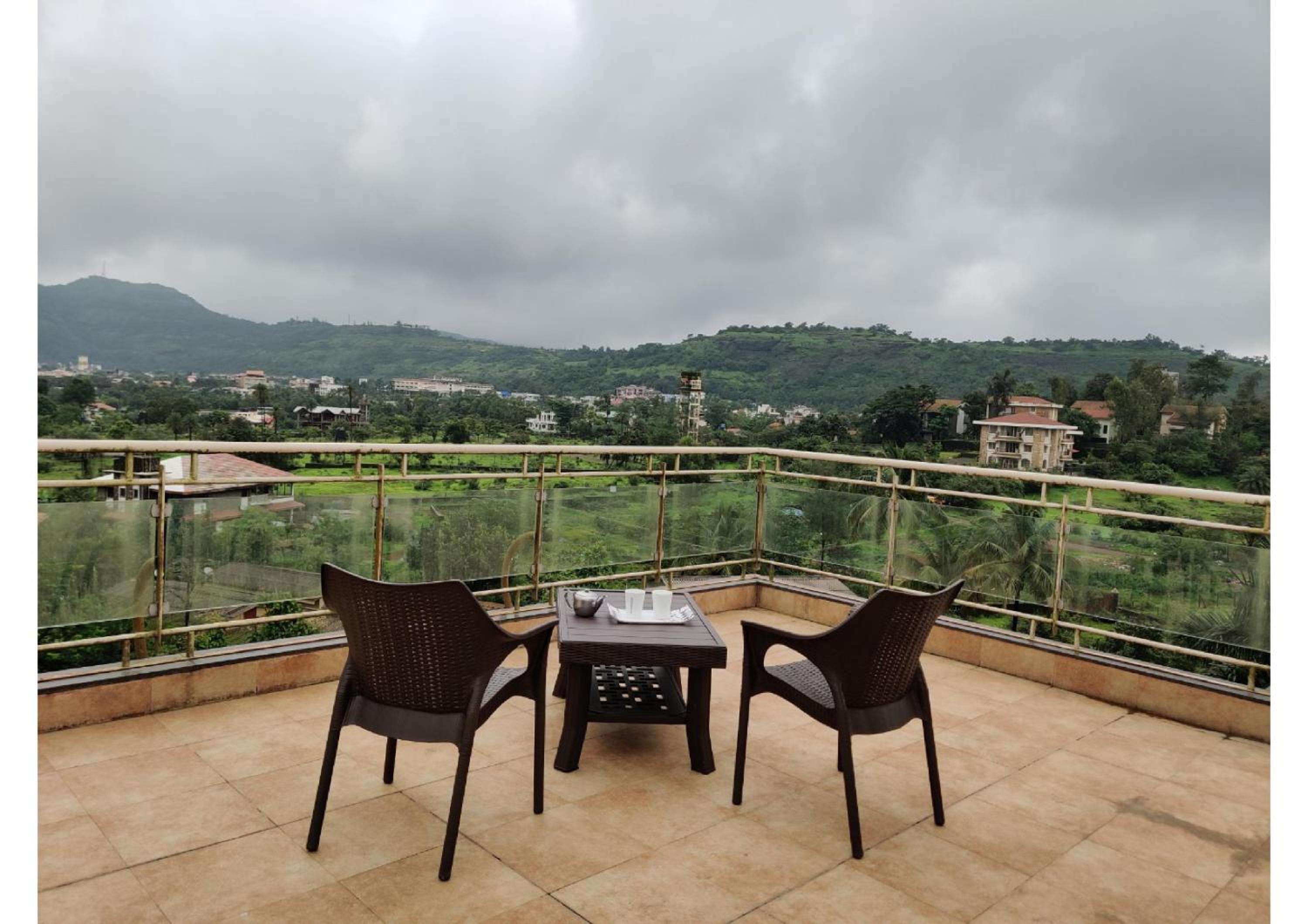 Blanco 4 bhk Pure Veg view 4
