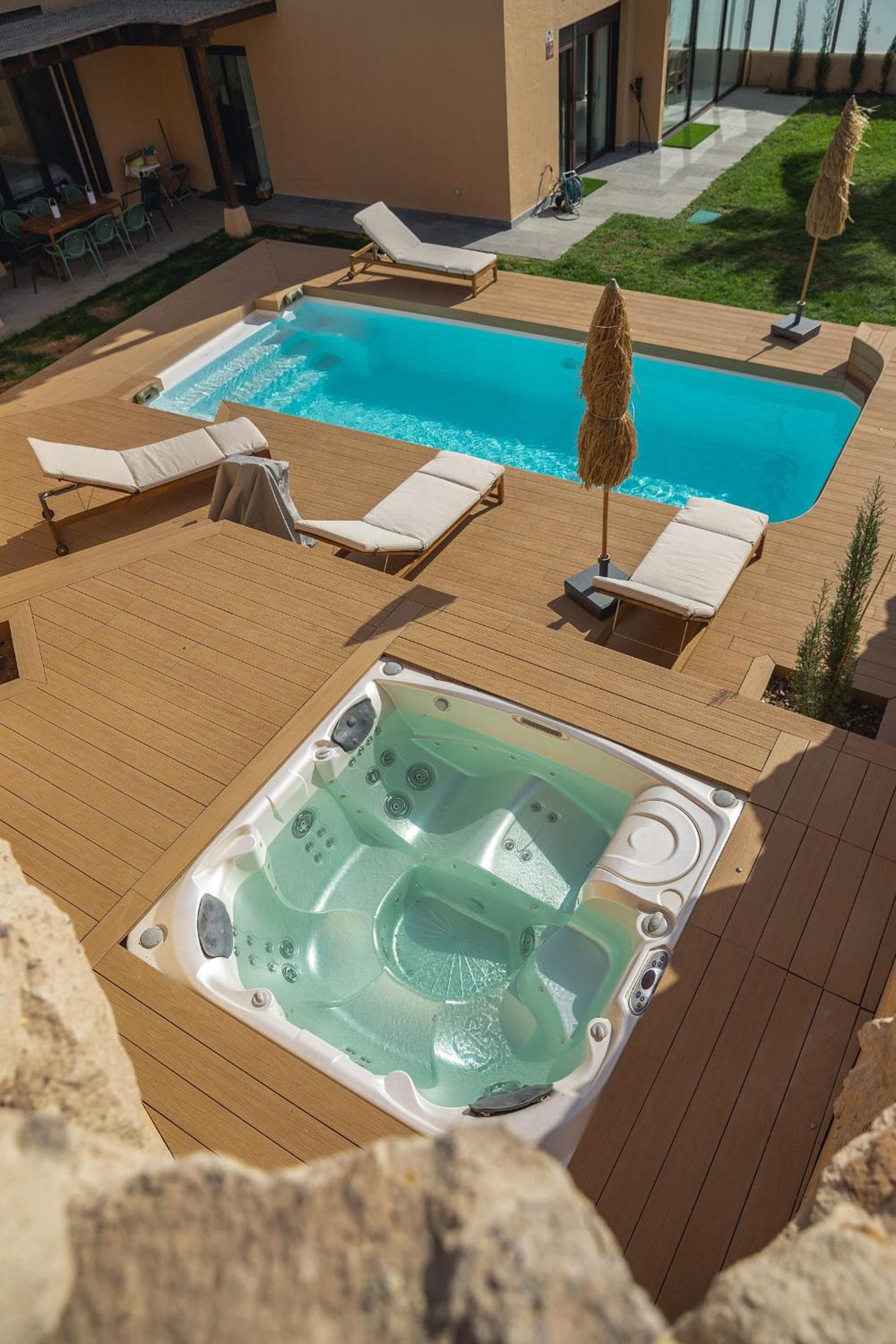 Luxury Villa Amarilla Golf