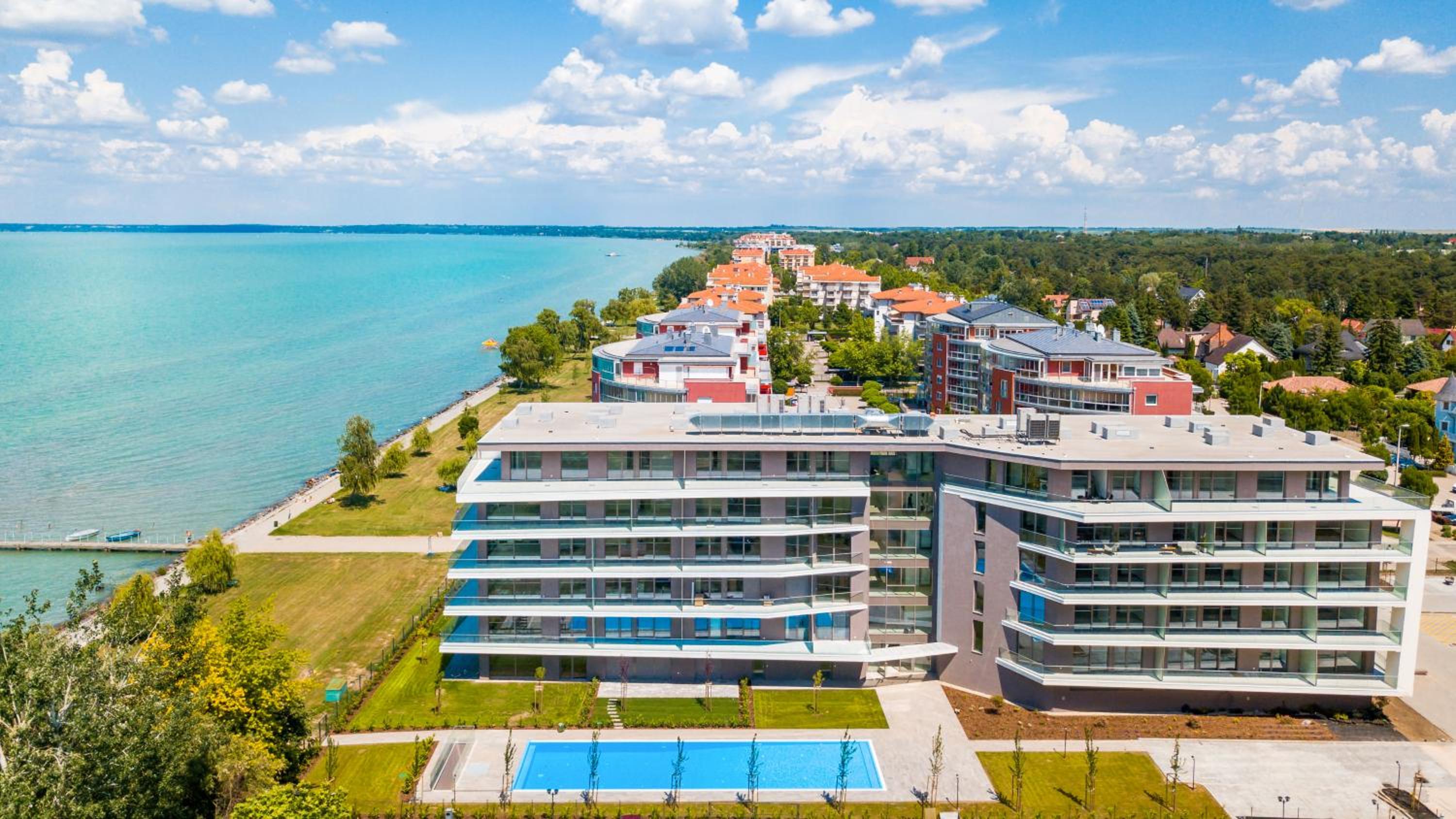 MyFlat Coral Estrellita Apartment