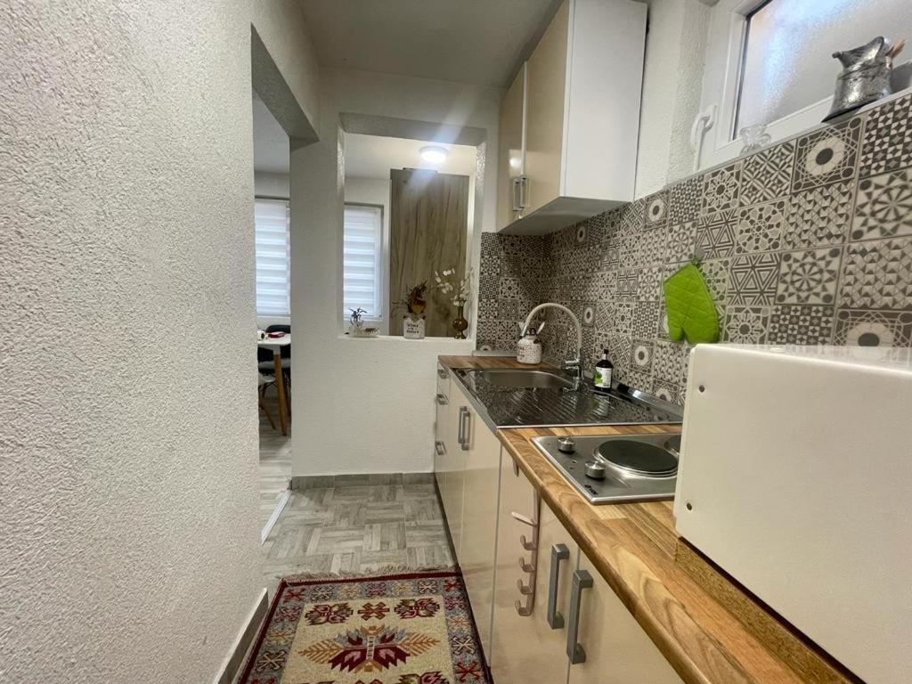 Modern Studio in Heart of Old Town