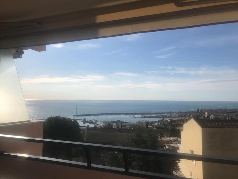 Sanremo Sea Suite / free park / Festival view 4
