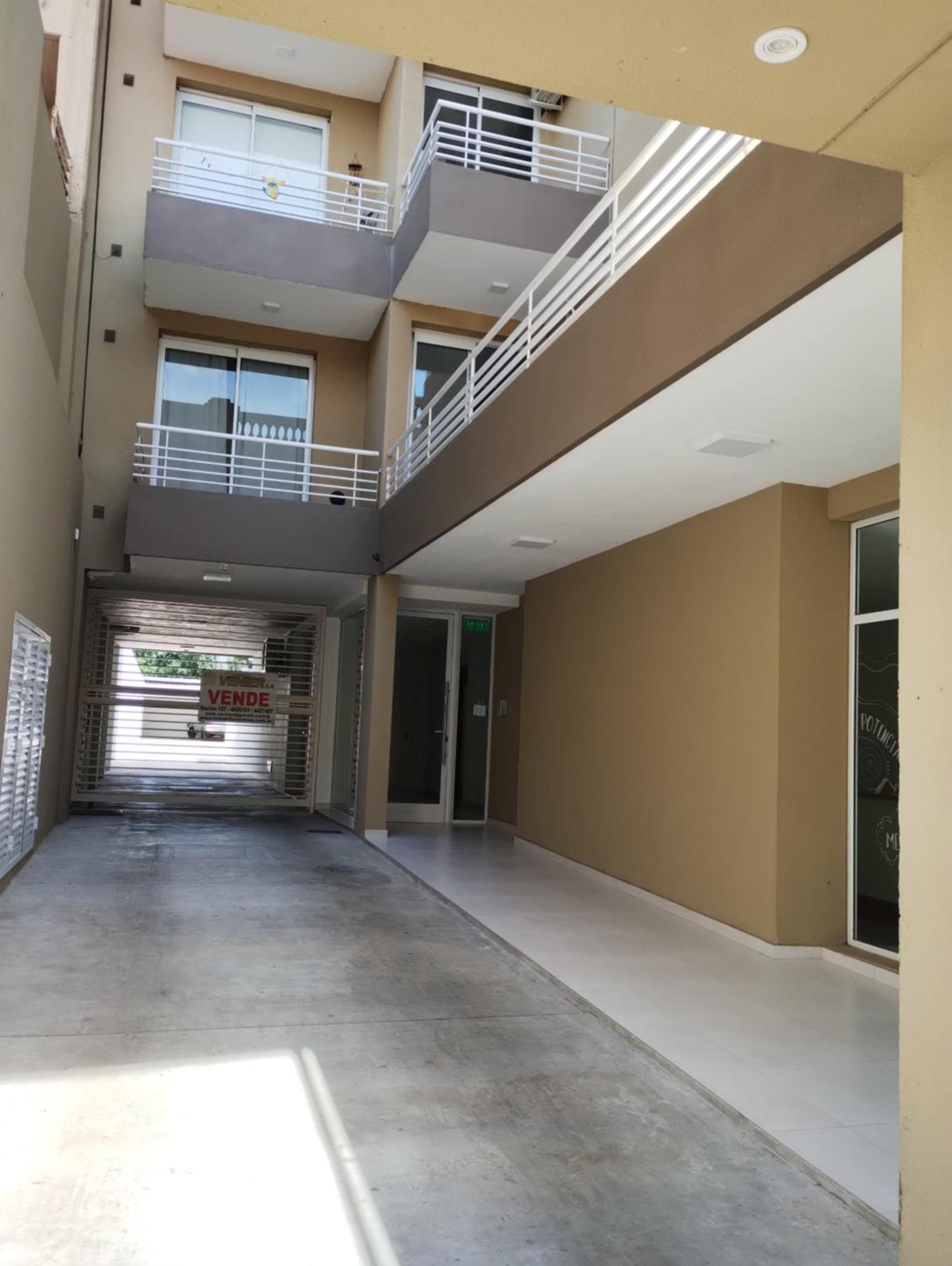 2A - Departamento Amplio - excelente vista Y UBICACION- sin wifi