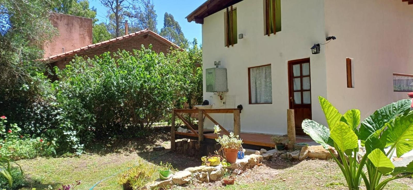 Cabaña Bosque Peralta Ramos para 4 personas, 2 dormitorios