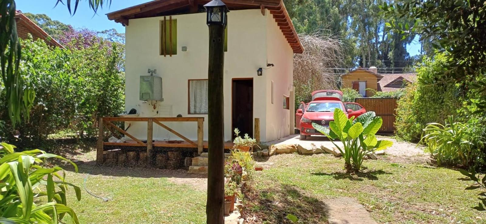 Cabaña Bosque Peralta Ramos para 4 personas, 2 dormitorios