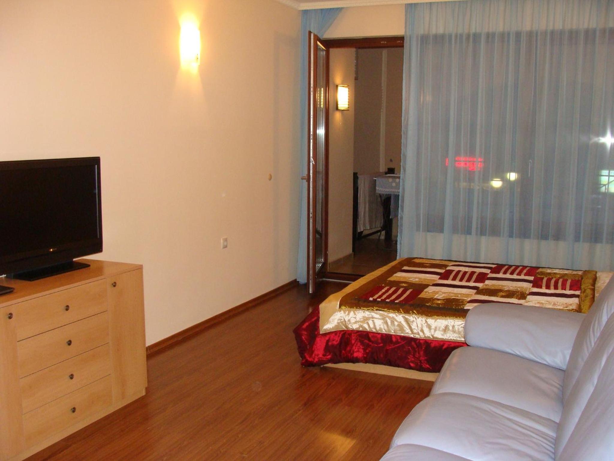 Admiral Apartments