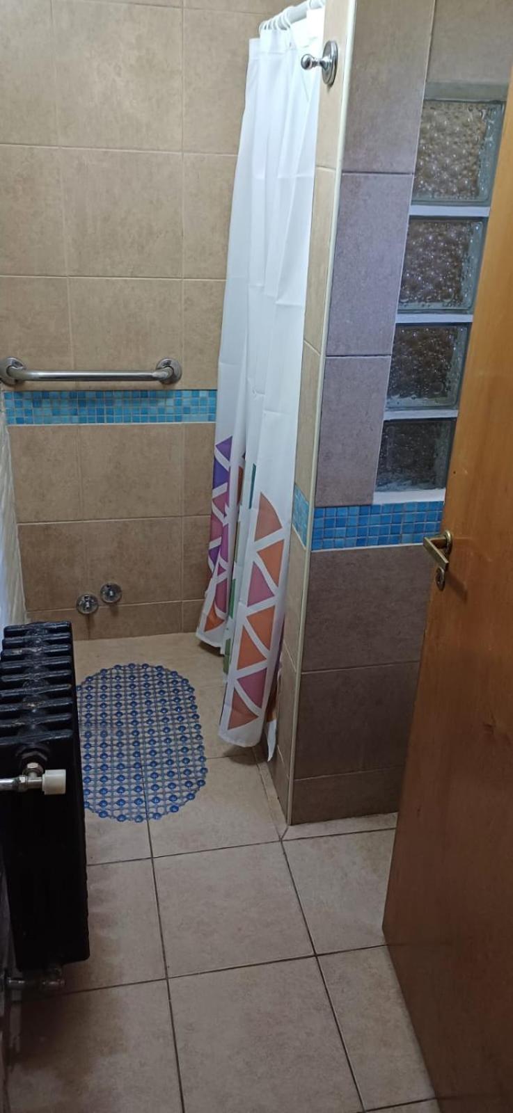 Cabaña Bosque Peralta Ramos para 4 personas, 2 dormitorios