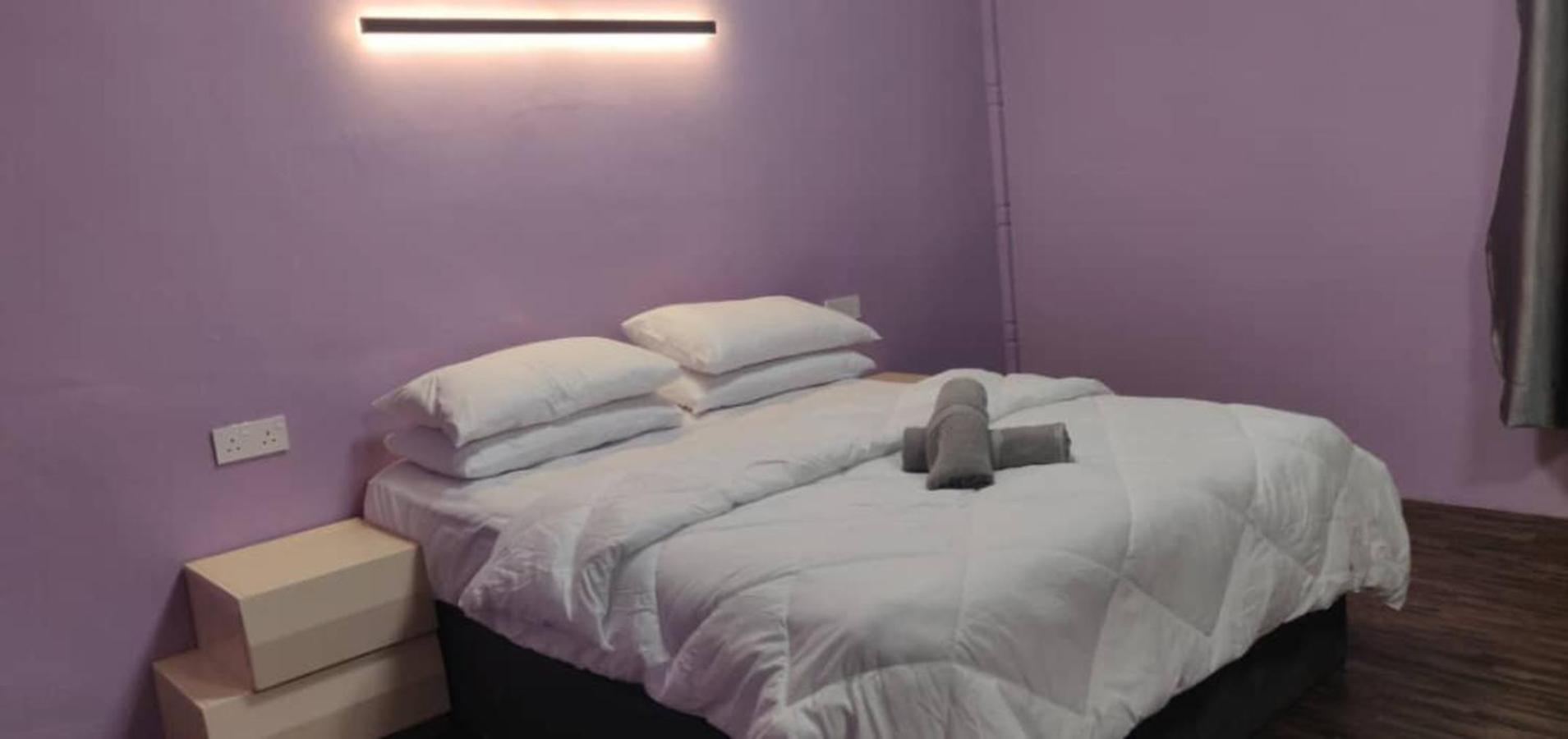 Tazrah roomstay (1 queen or 2 twin super single room) photo 4