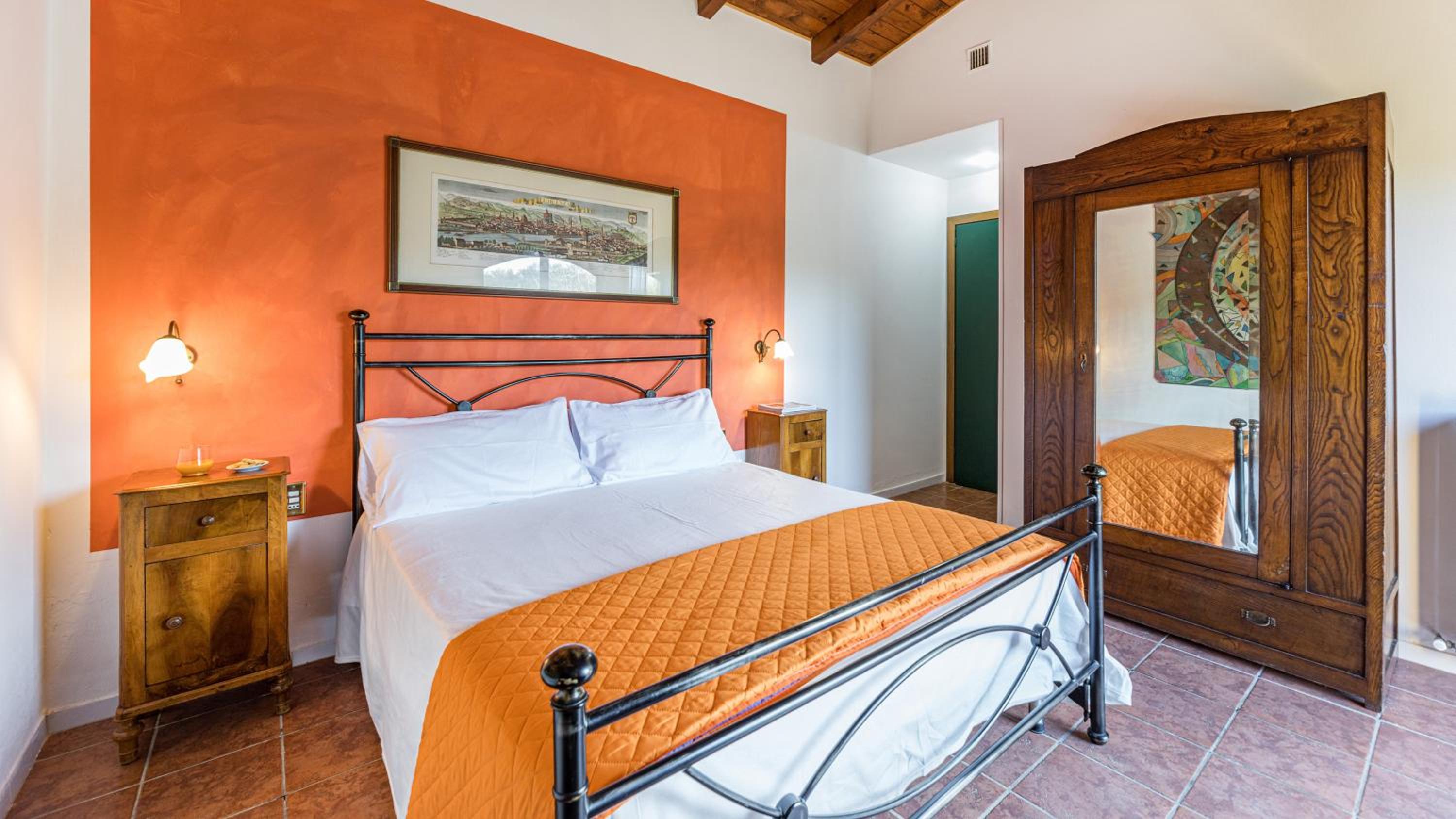 LA VIGNA 4, Emma Villas view 3