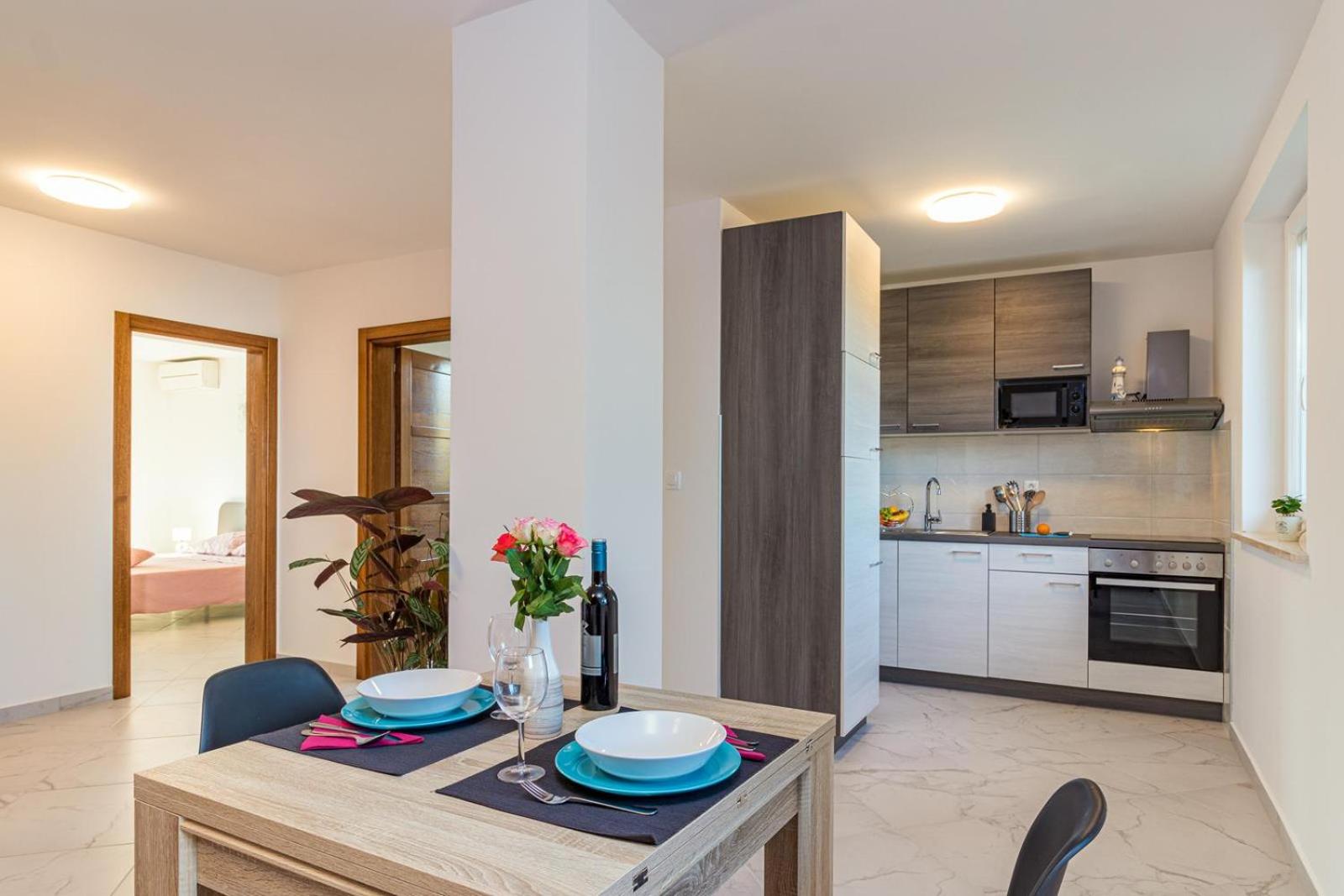 Beautiful 6 bedroom villa in Valbandon