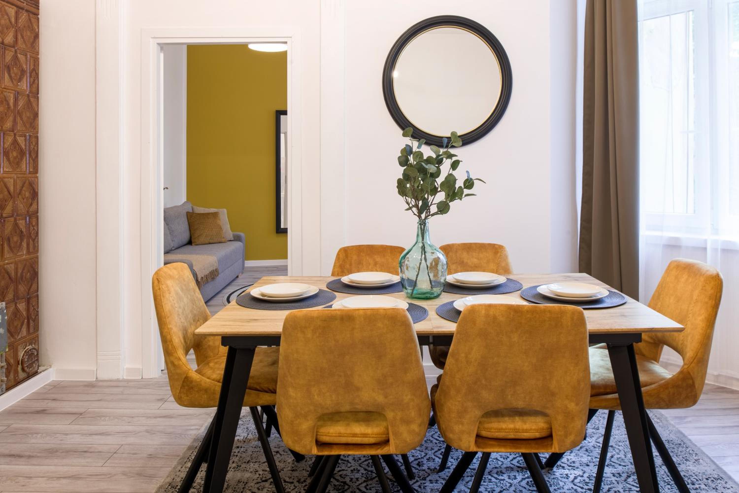 WAWELOVE Piłsudskiego - 3 bedroom apt. with balcony and free parking!