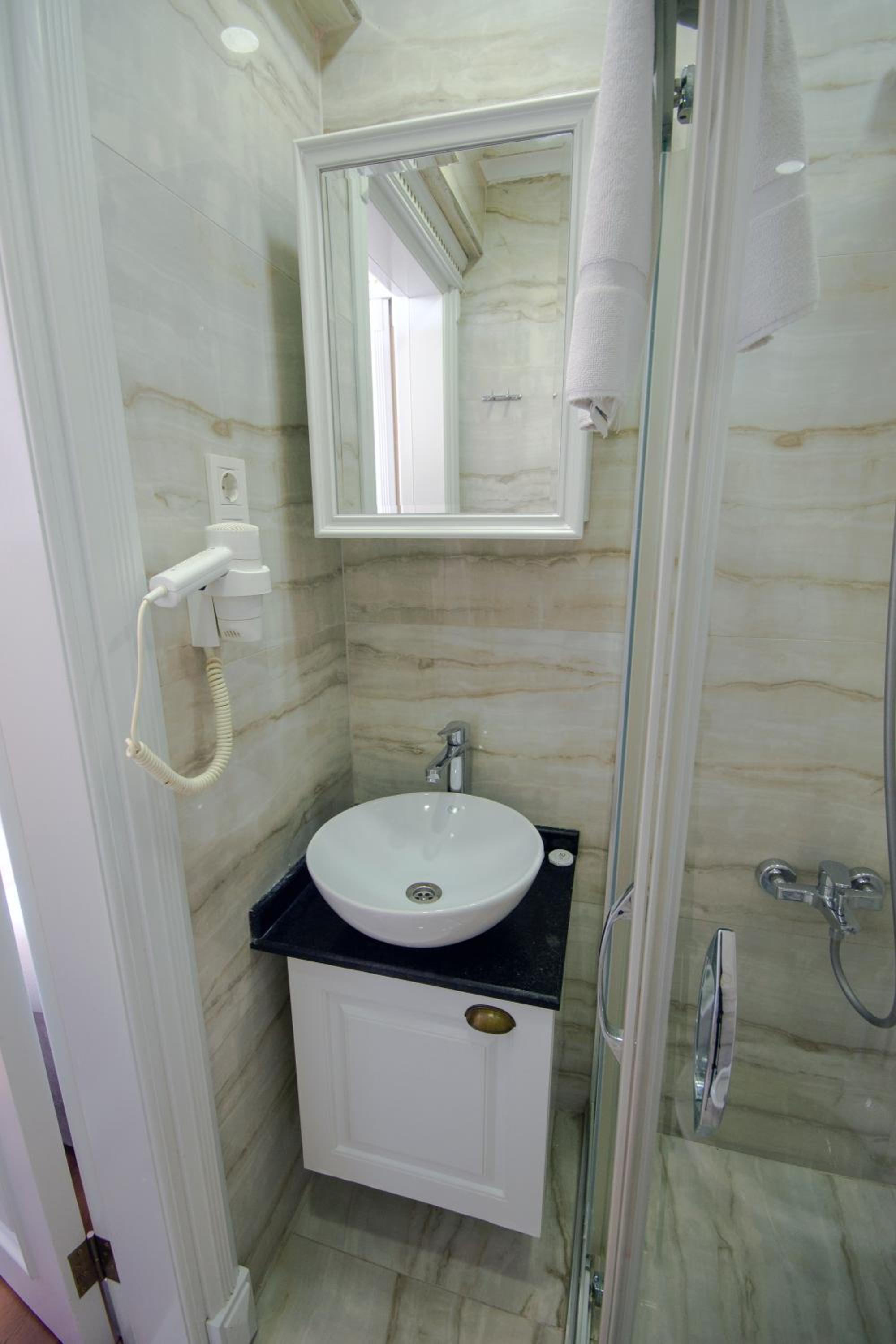 IQ Otel Galatasaray - Image 9