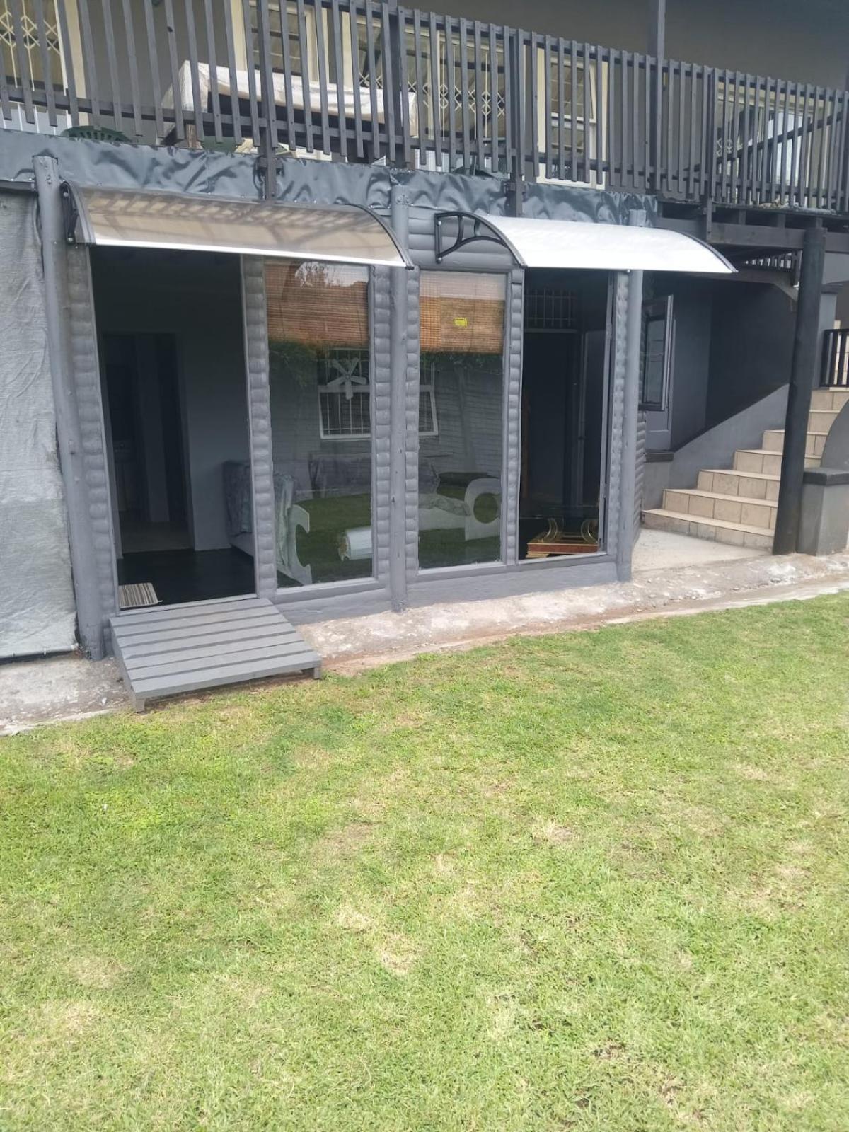 A-Z Vakansie Verblyf Winkelspruit, KZN