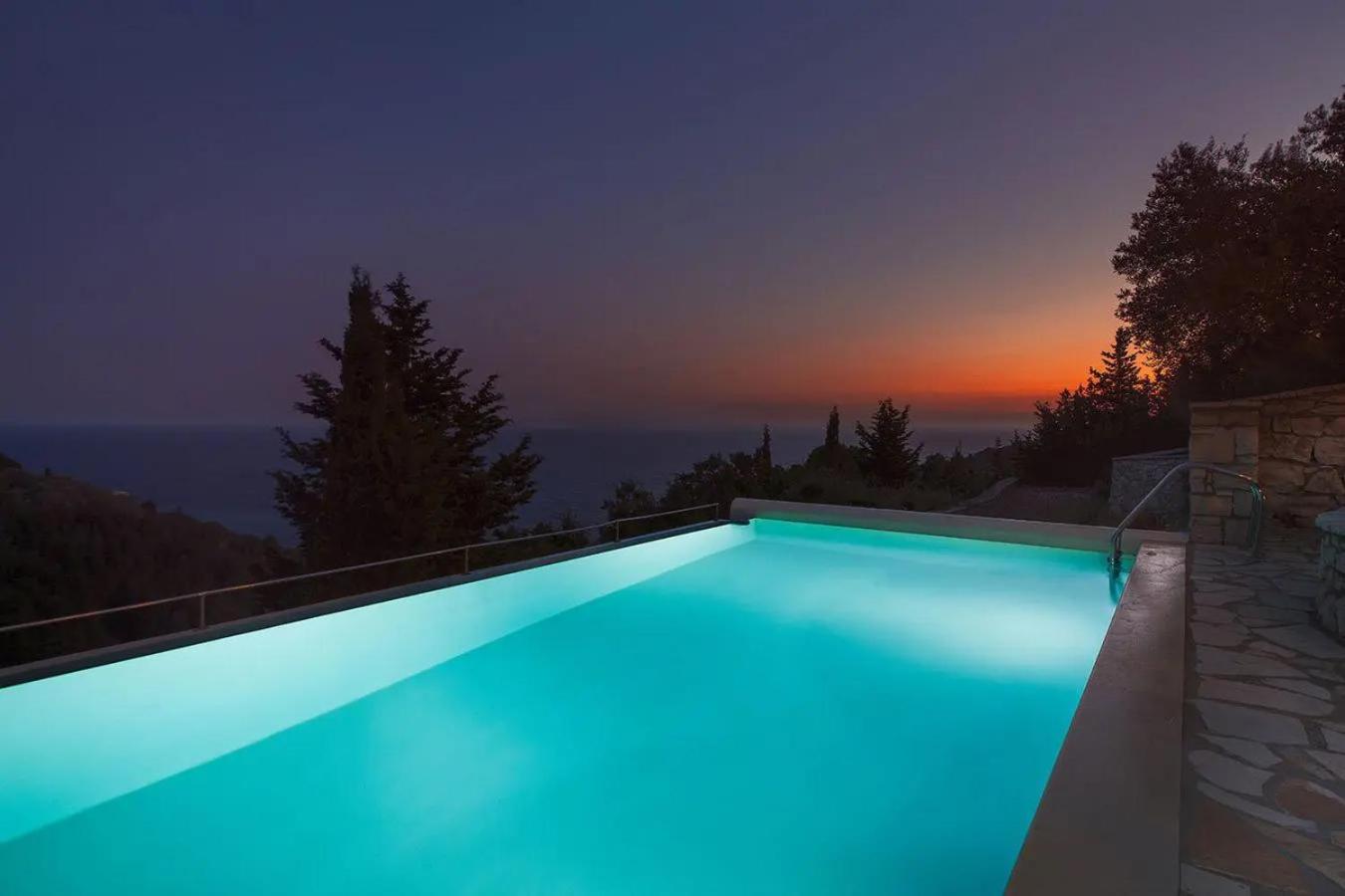 Villa Bougainvillea