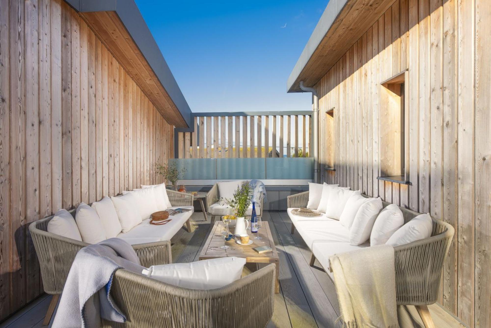 Harlyn Penthouse, Harlyn Bay - 1 pet accepted - Free Wi-fi - Sea View view 4