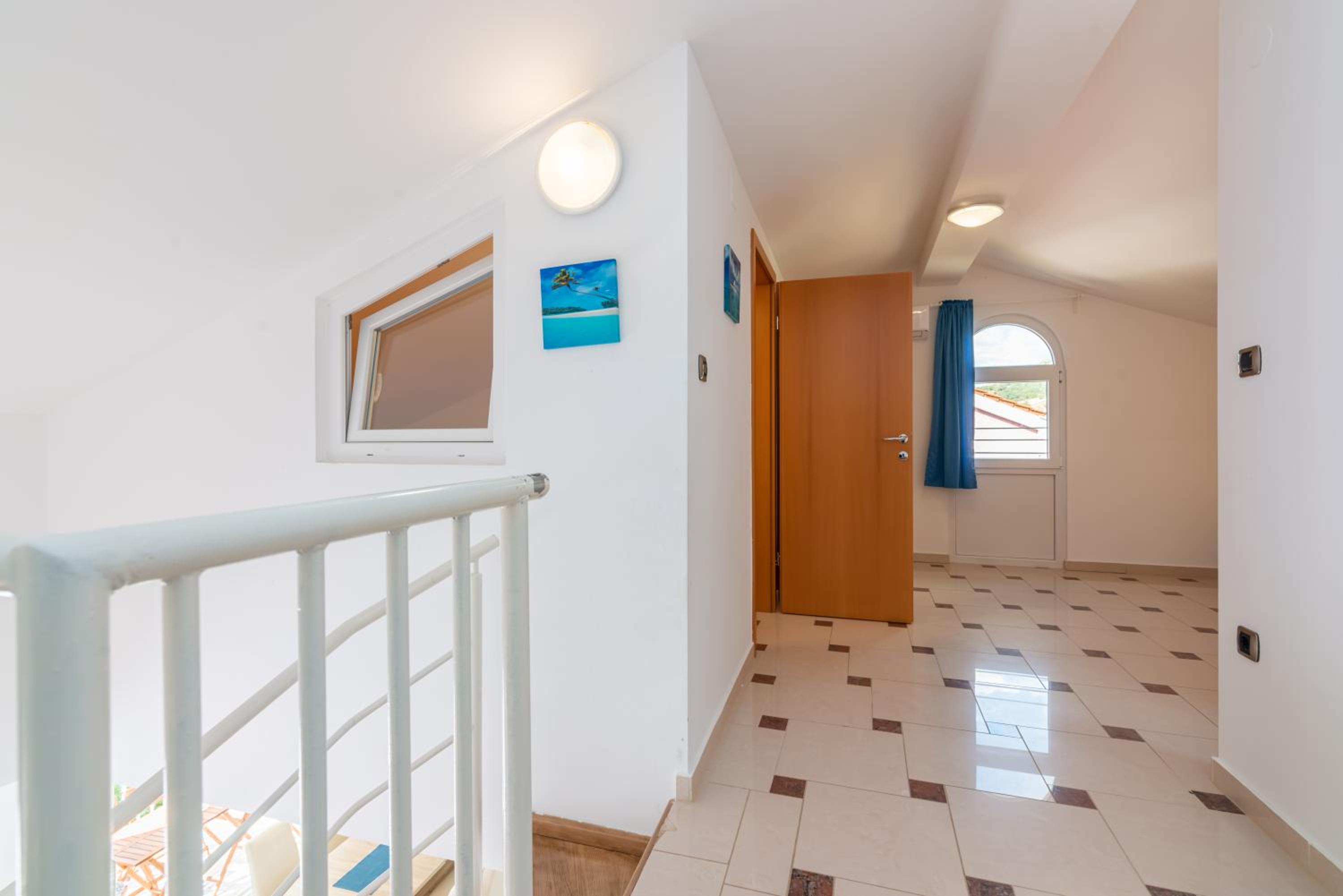 Apartments Lovorka view 4