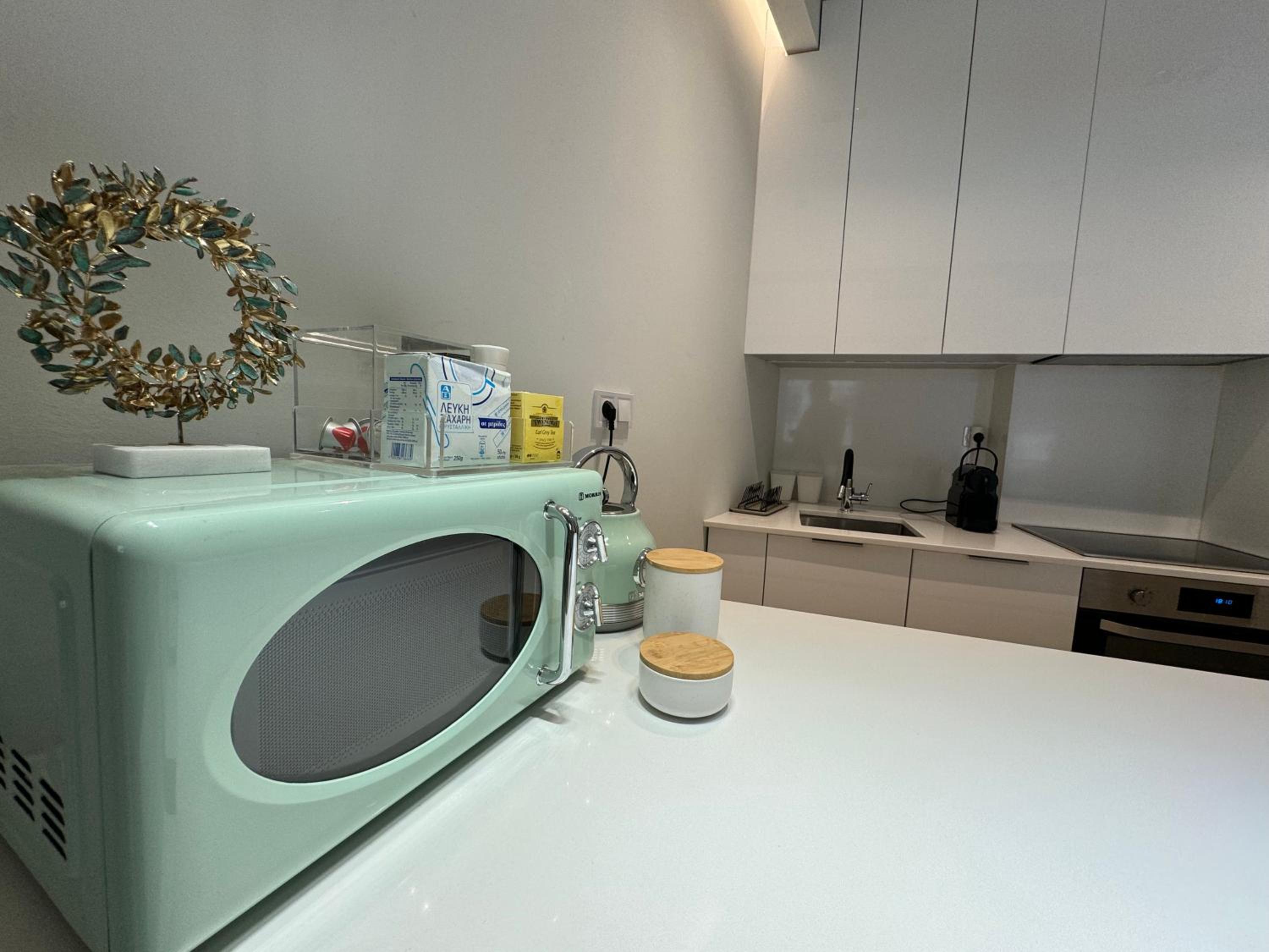EN Suite 2 Bath Pangrati