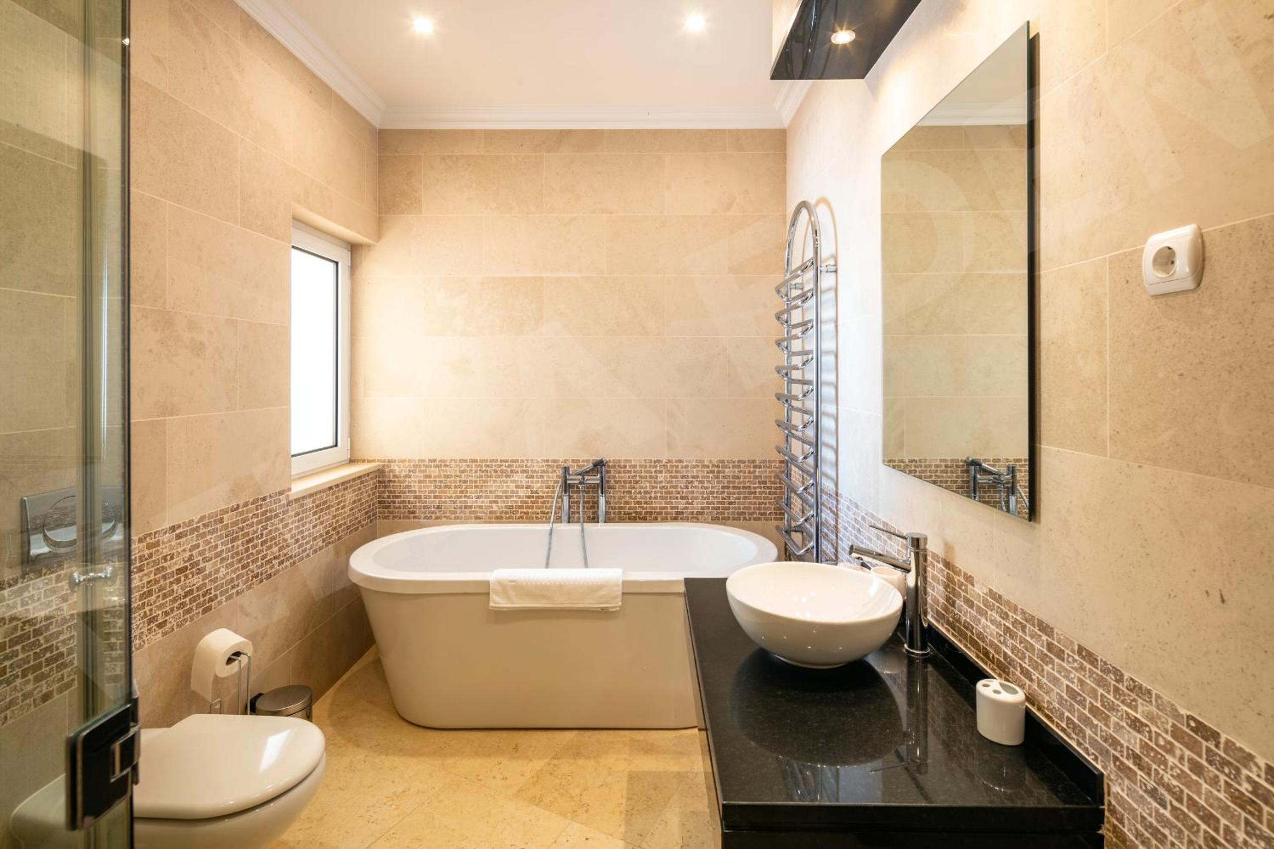 Carvoeiro Vacations - Villa Eden - Property Image 18