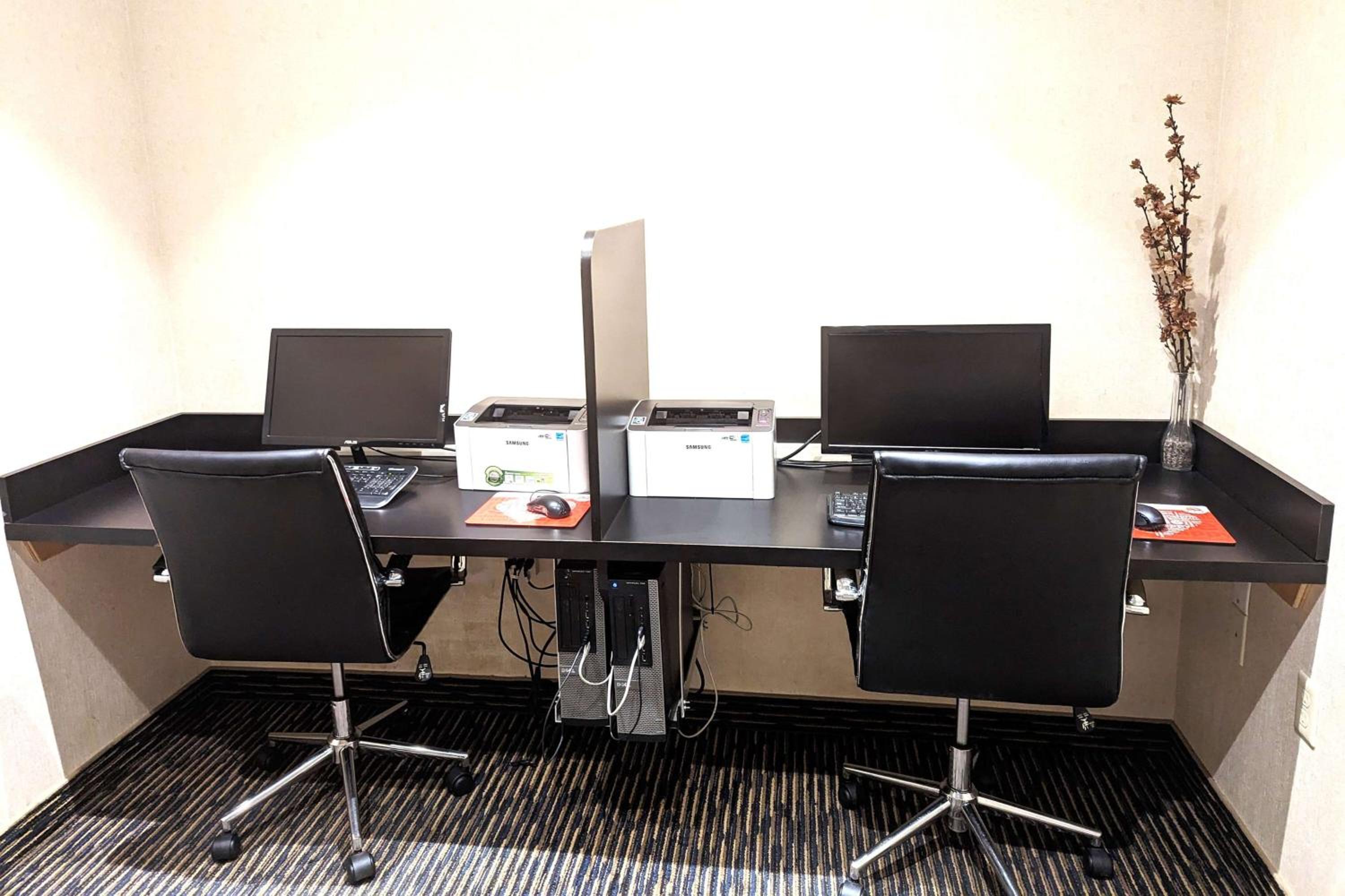 Prince Albert Vacations - Ramada by Wyndham Prince Albert - Property Image 38