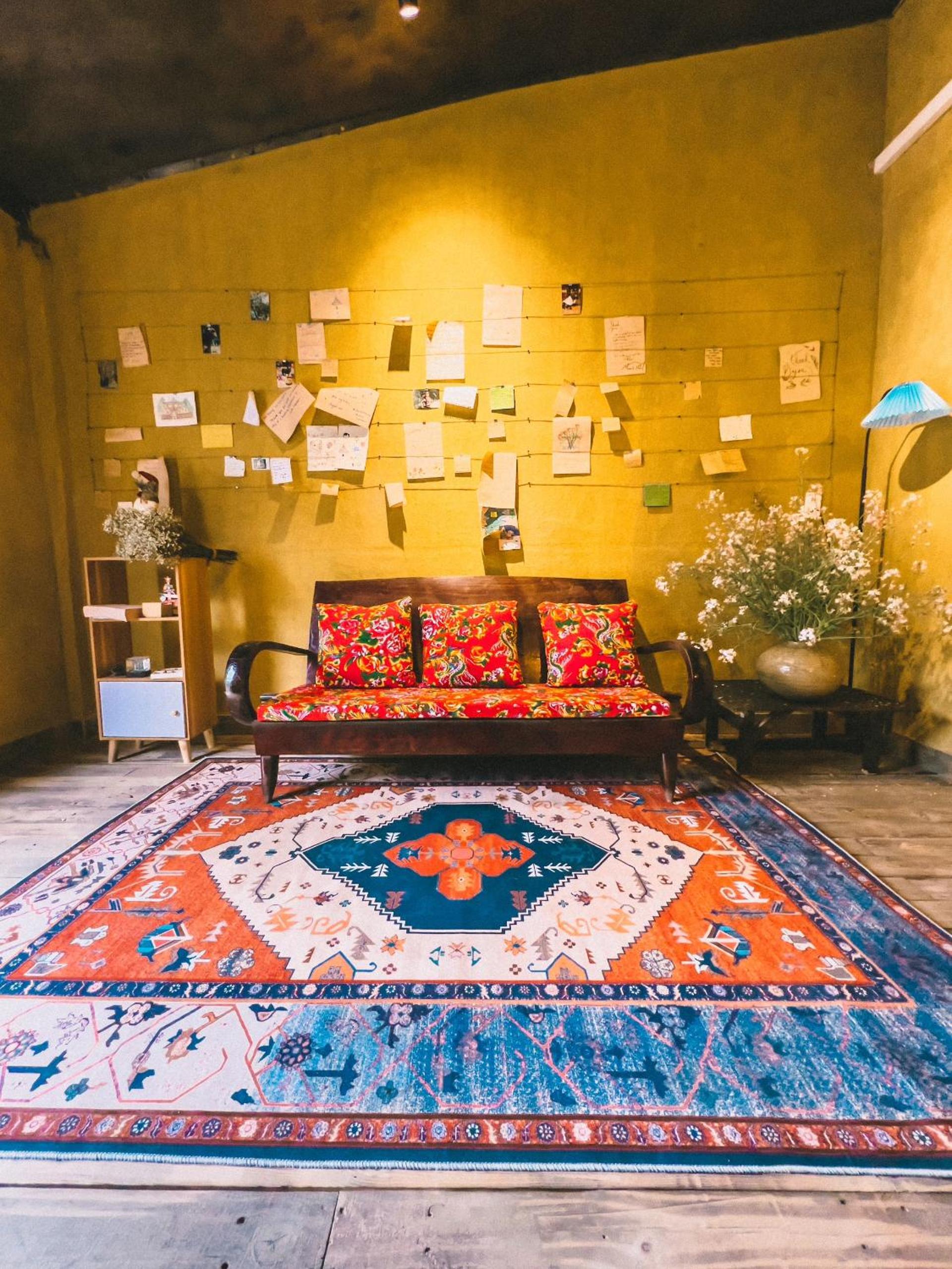 Maison de Hill Home